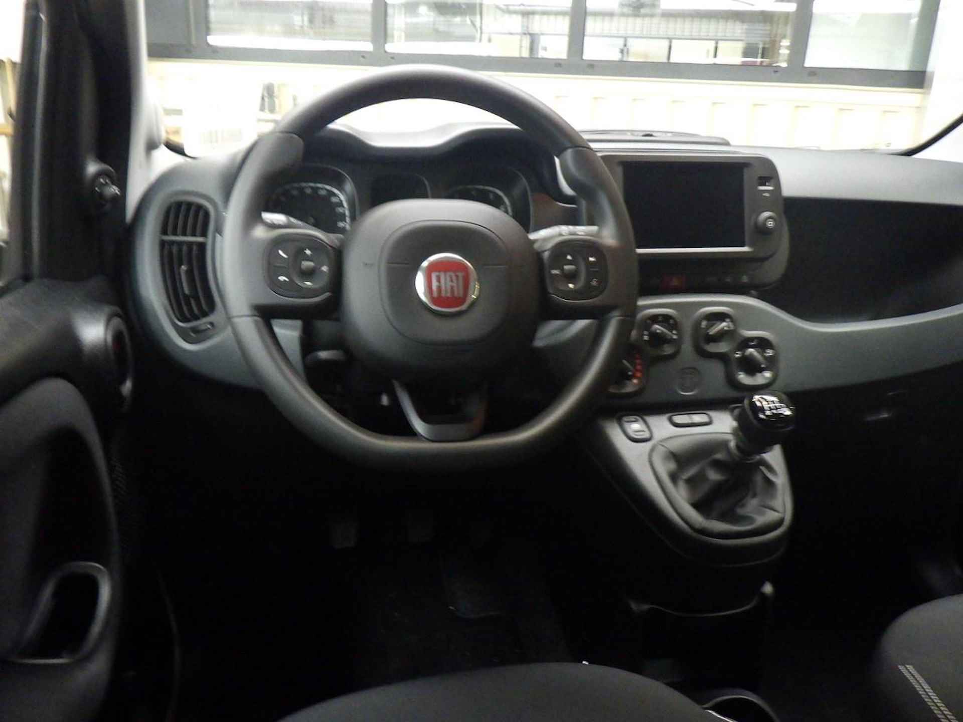 Fiat Panda 1.0 Hybrid Cross | Navigatie by App | Parkeersensoren | Licht & Regensensor | Airco | DAB+ | Getint Glas | Apple Carplay | Andro - 6/23