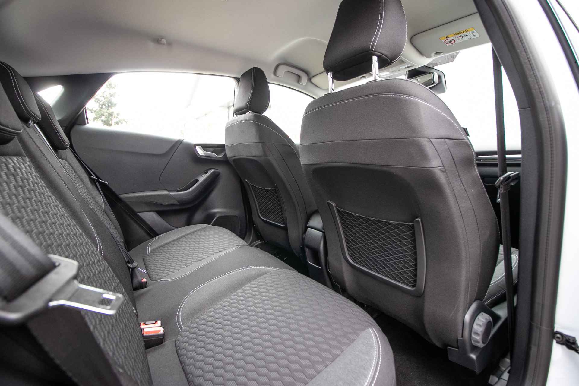 Ford Puma 1.0 EcoBoost Hybrid Titanium - All-in rijklrprs | navi | verw stuurwiel | carplay/android - 6/39