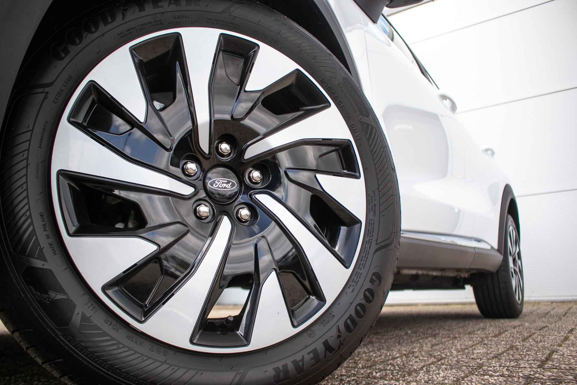 Ford Puma 1.0 EcoBoost Hybrid Titanium - All-in rijklrprs | navi | verw stuurwiel | carplay/android - 13/39