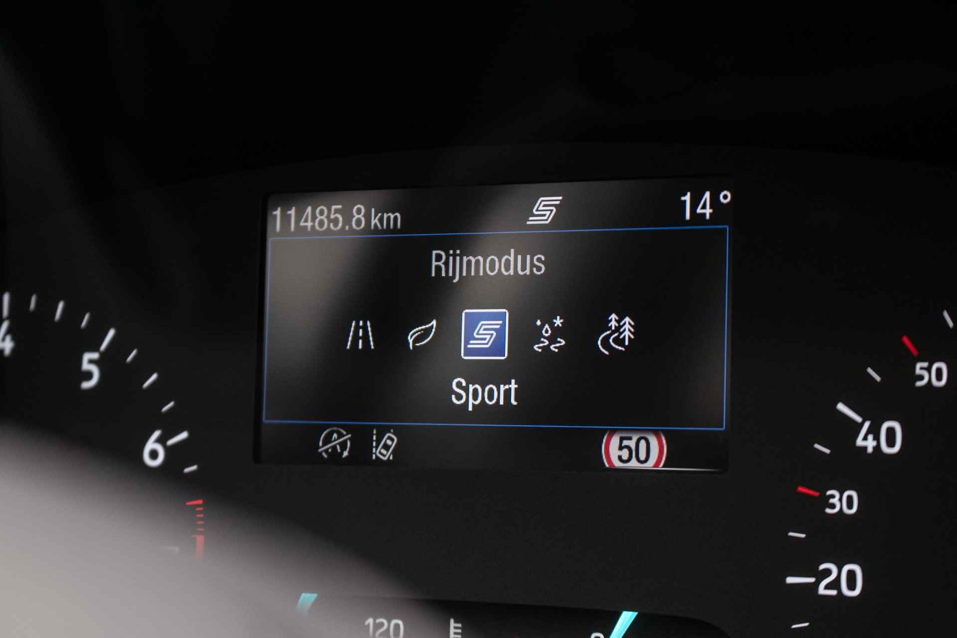 Ford Puma 1.0 EcoBoost Hybrid Titanium - All-in rijklrprs | navi | verw stuurwiel | carplay/android - 23/39