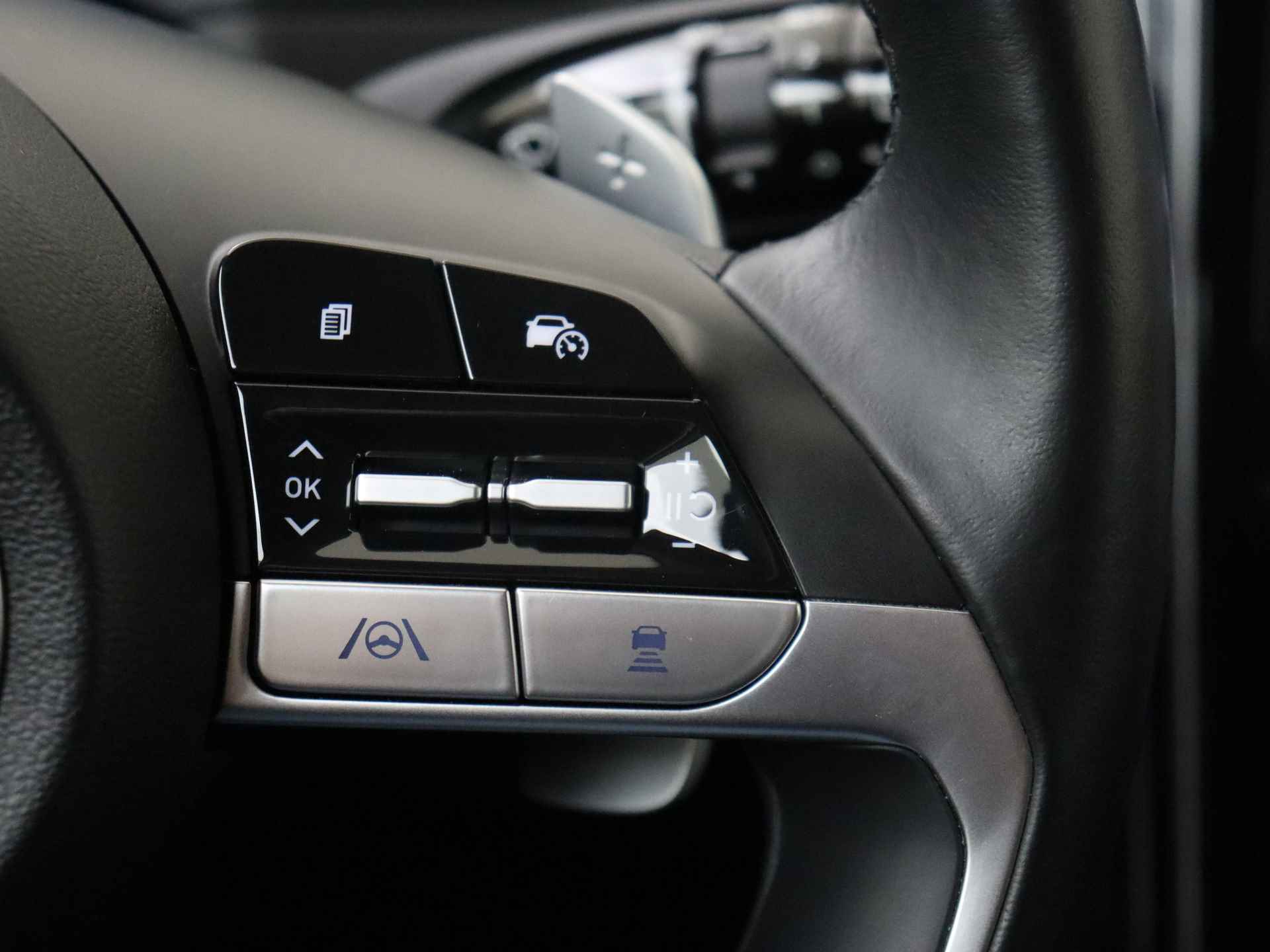 Hyundai Tucson 1.6 T-GDI PHEV Premium Automaat | Leder | Navigatie | 19 inch Lichtmetalen velgen - 22/38