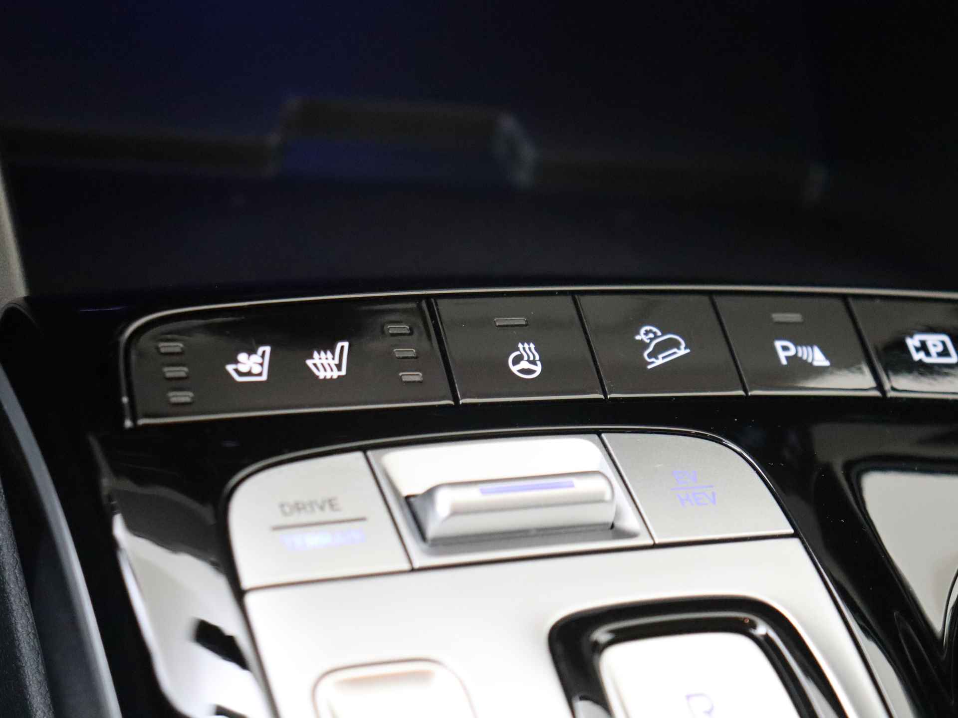 Hyundai Tucson 1.6 T-GDI PHEV Premium Automaat | Leder | Navigatie | 19 inch Lichtmetalen velgen - 26/38