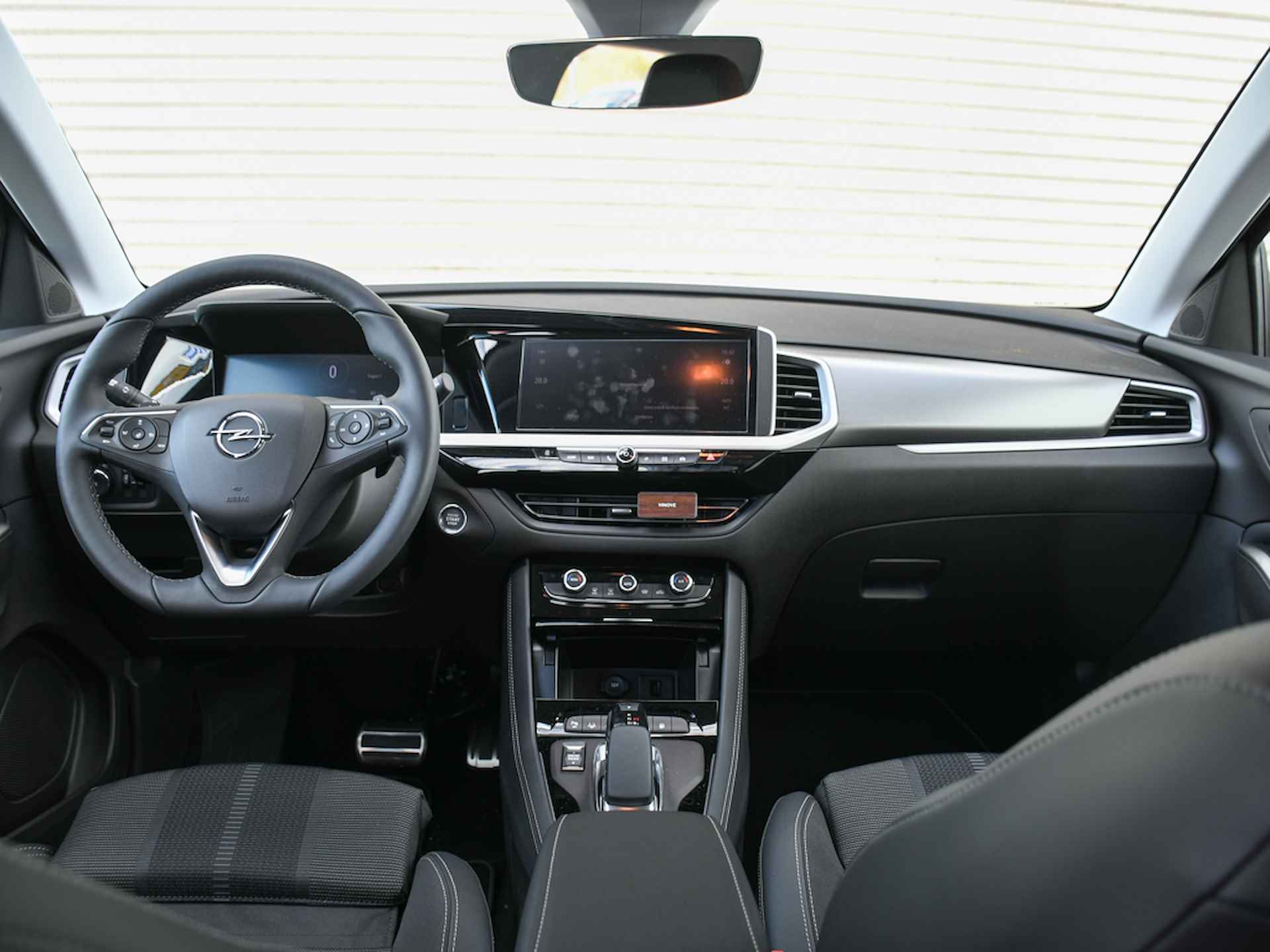 Opel Grandland Elegance 1.6 Turbo Hybrid 225pk Automaat WINTER PACK | ADAPT. CRUISE | 18'' LM | DODE HOEK | KEYLESS ENTRY | DAB - 8/33