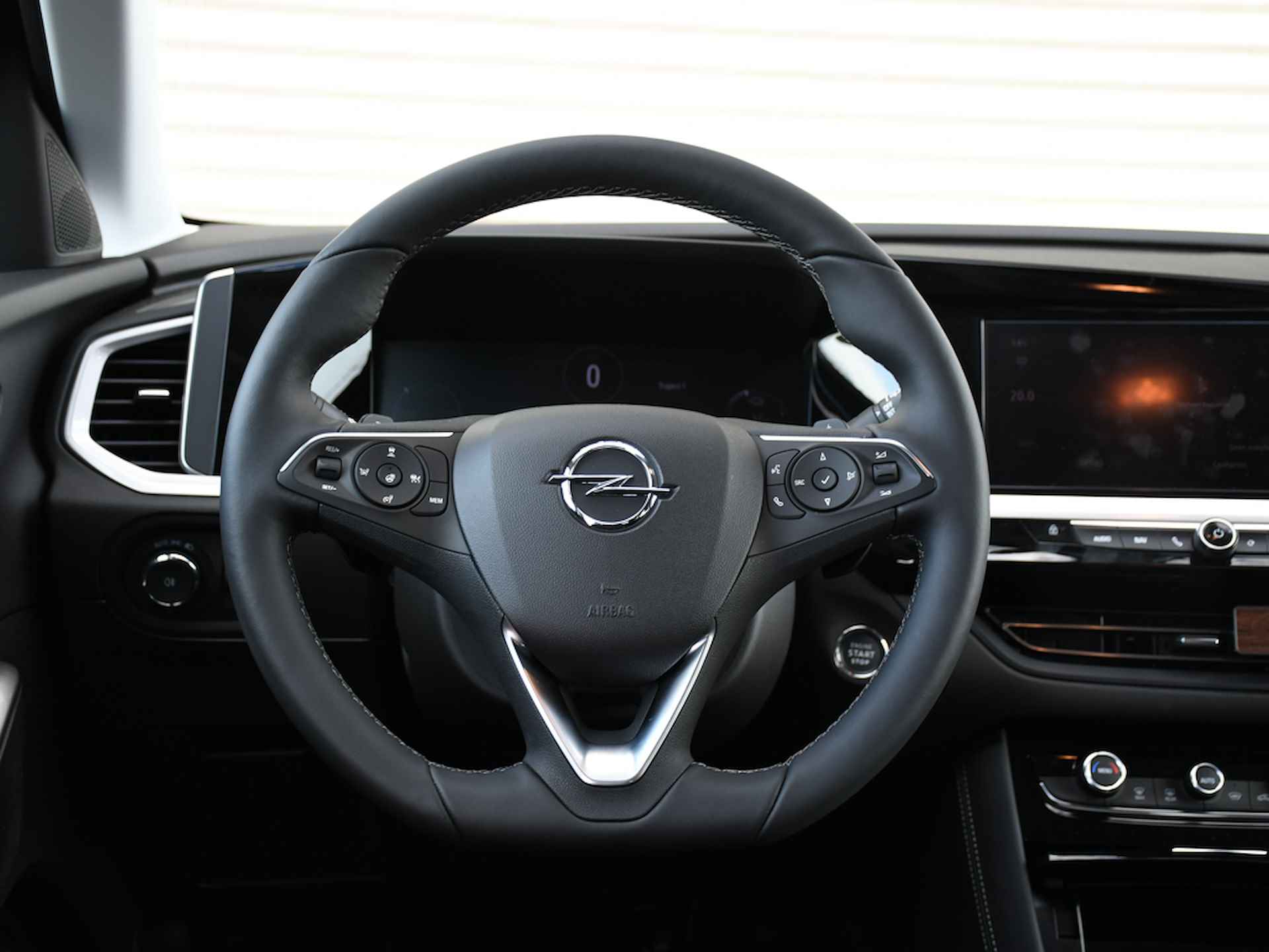 Opel Grandland Elegance 1.6 Turbo Hybrid 225pk Automaat WINTER PACK | ADAPT. CRUISE | 18'' LM | DODE HOEK | KEYLESS ENTRY | DAB - 12/33