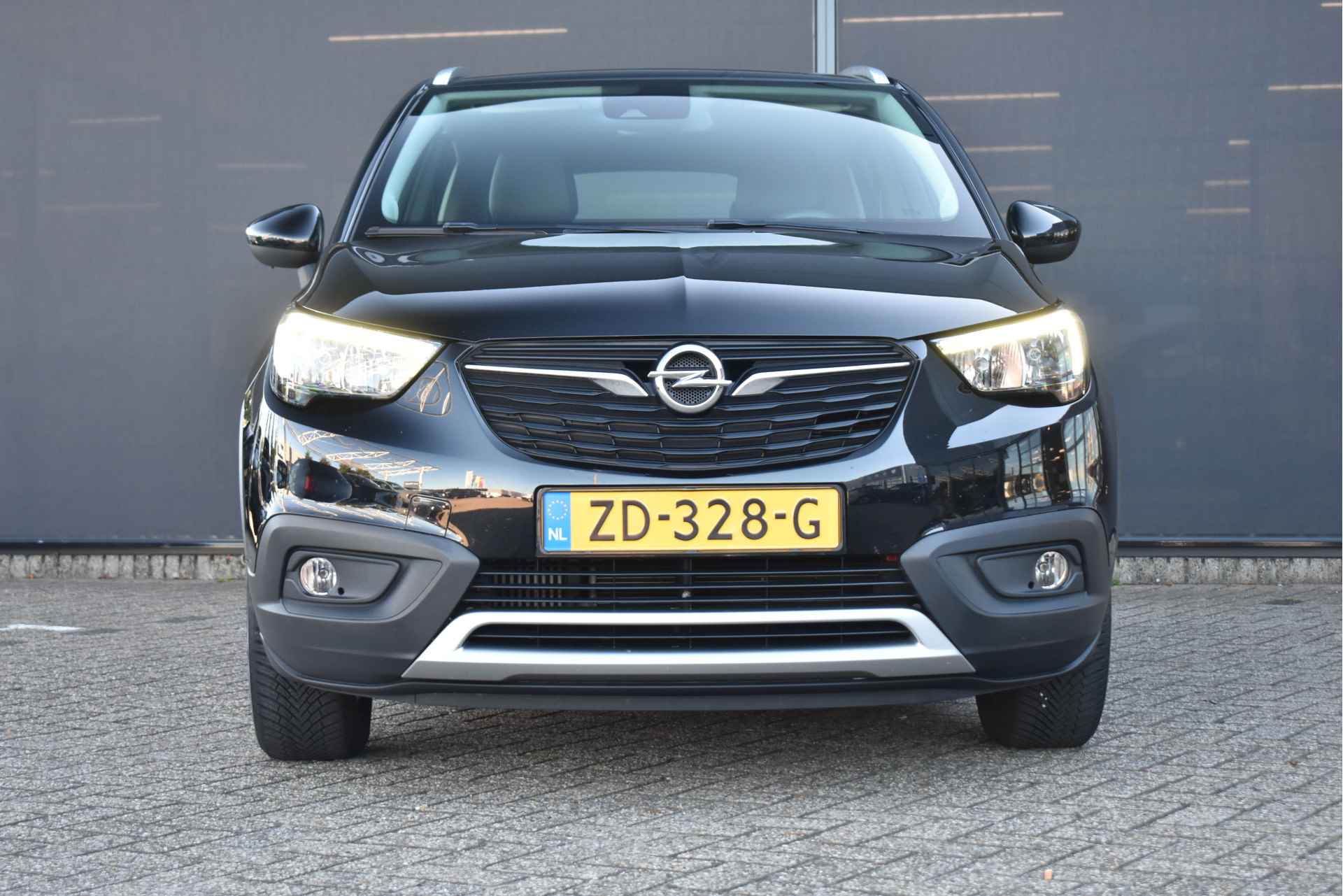 Opel Crossland X 1.2 Turbo Innovation 110pk | Navigatie | Climate Control | Parkeersensoren achter | Keyless Entry/Start | 16" LMV | Dealeronderh - 7/47