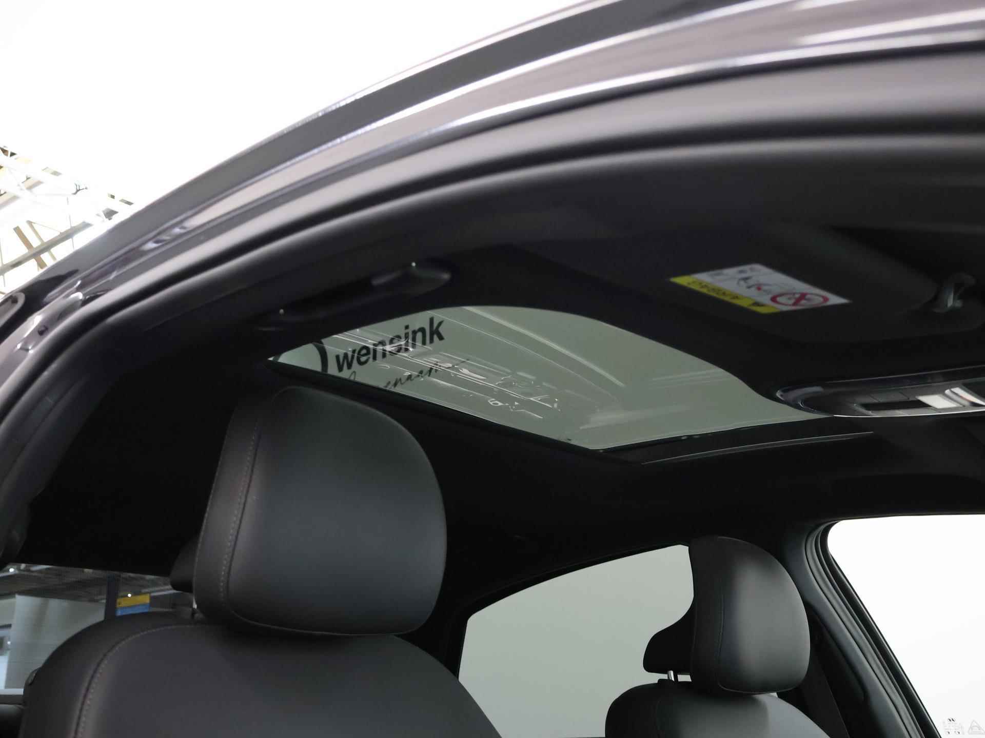 Hyundai IONIQ 6 First Edition AWD 77 kWh | Panoramadak | Bose Sound | Navigatie | Parkeercamera | Climate Control | - 33/50