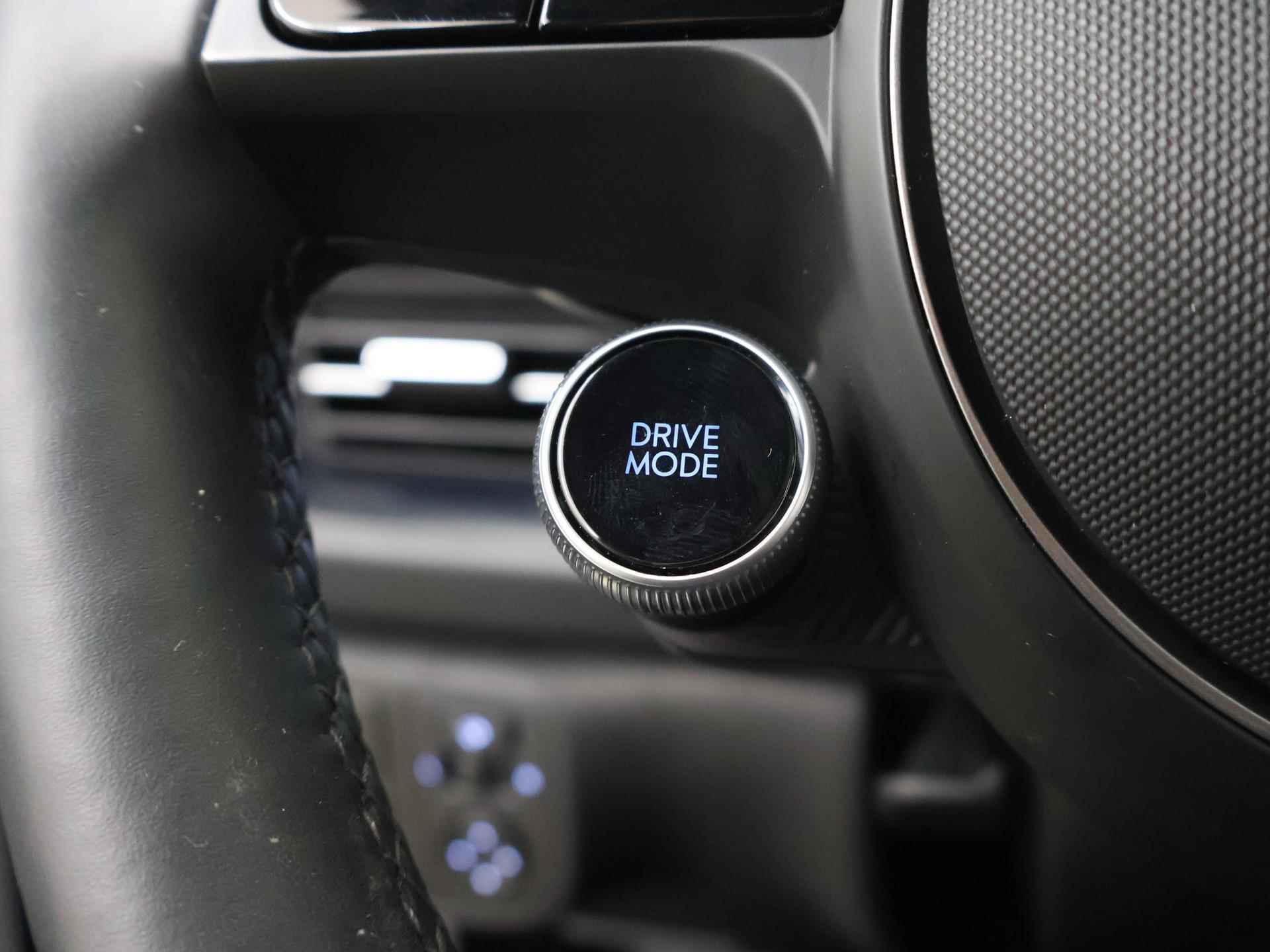 Hyundai IONIQ 6 First Edition AWD 77 kWh | Panoramadak | Bose Sound | Navigatie | Parkeercamera | Climate Control | - 37/50