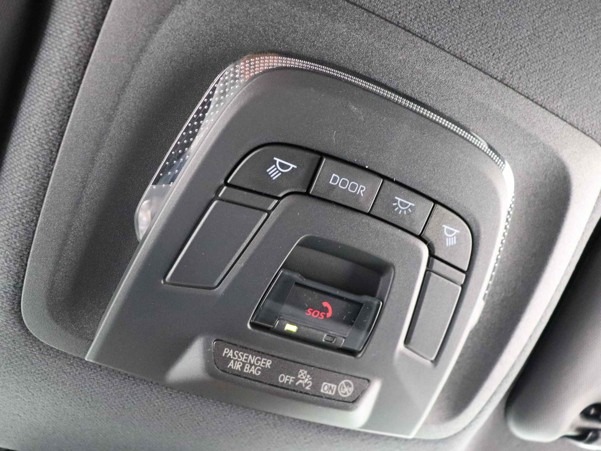 Toyota Corolla Touring Sports 1.8 Hybrid First Edition | Apple Carplay | Android Auto | Parkeersensoren | Half leder | - 23/44