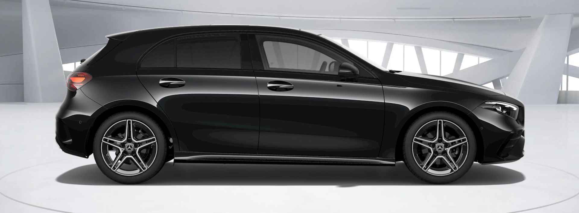 Mercedes-Benz A-Klasse A 180 AMG Line | Nightpakket | Memorypakket | Panoramadak | Head-Up Display | 360* Camera | Multibeam LED - 7/14