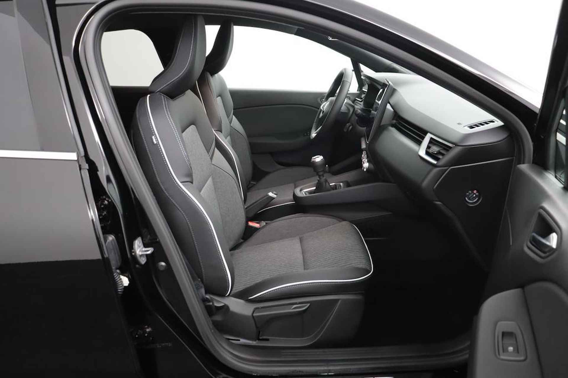 Mitsubishi Colt 1.0T MT First Edition | Apple Carplay/Android Auto | lichtmetalen velgen 17" | voorstoelen/stuurwiel verwarmd | cruise control adaptief | keyless entry/start | - 19/54