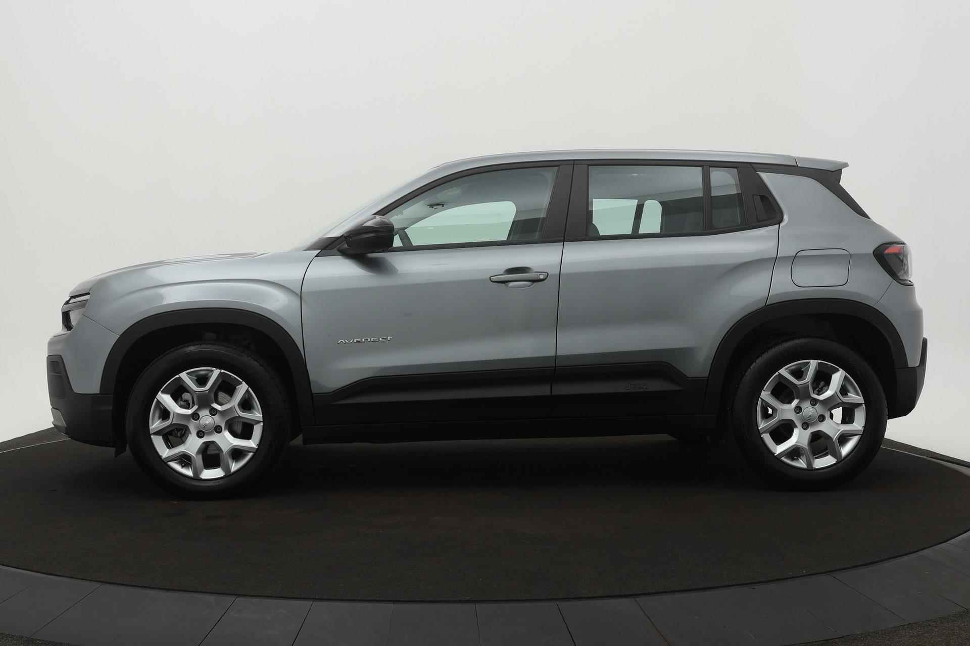 Jeep Avenger 1.2 100PK Altitude | Adaptive Cruise control | keyless | El. Klep | JBL | Camera | Navigatie | LMV 18 inch - 3/30