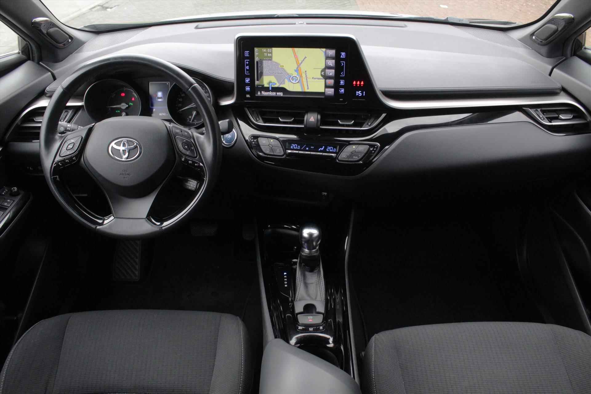 TOYOTA C-Hr 1.8 Hybrid 122pk CVT Style - 8/29