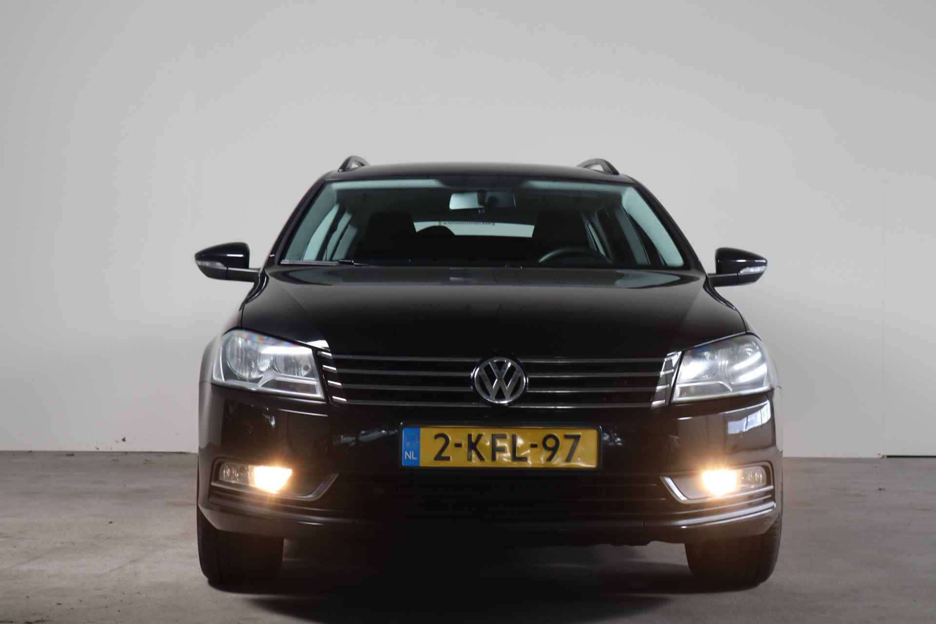 Volkswagen Passat Variant 1.4 TSI Trendline BlueMotion NL-Auto!! PDC I Navigatie I Cruise - 5/30