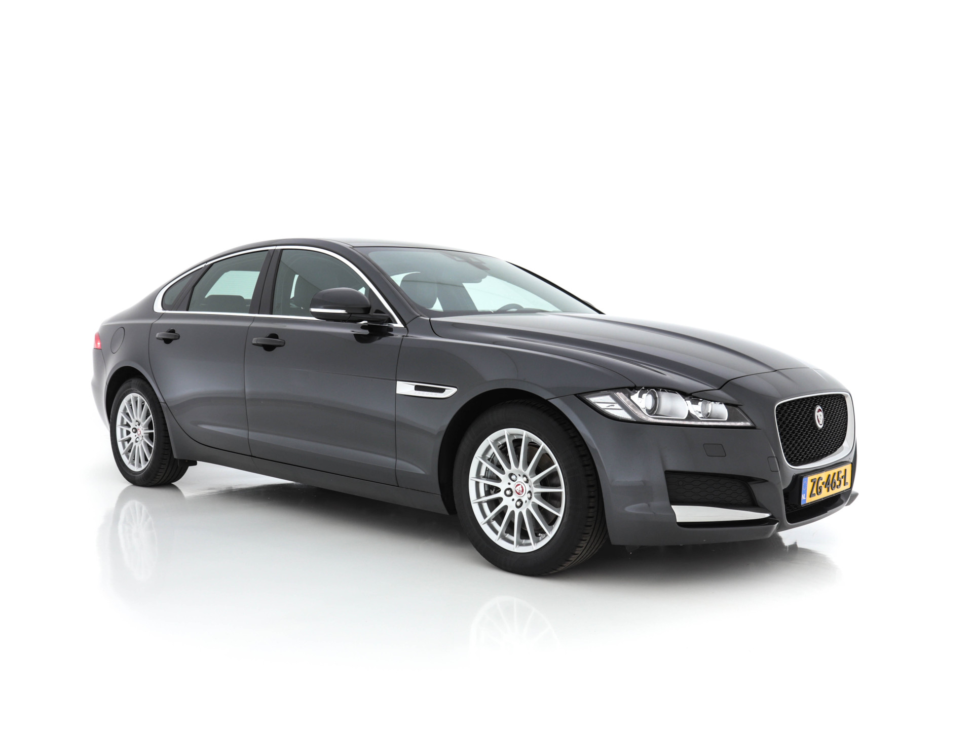 Jaguar XF 2.0d R-Sport Premium-Business-Pack Aut. *NAVI-FULLMAP | BI-XENON | NAPPA-VOLLEDER | CAMERA | SPORT-SEATS | ECC | PDC | CRUISE | LANE-ASSIST *