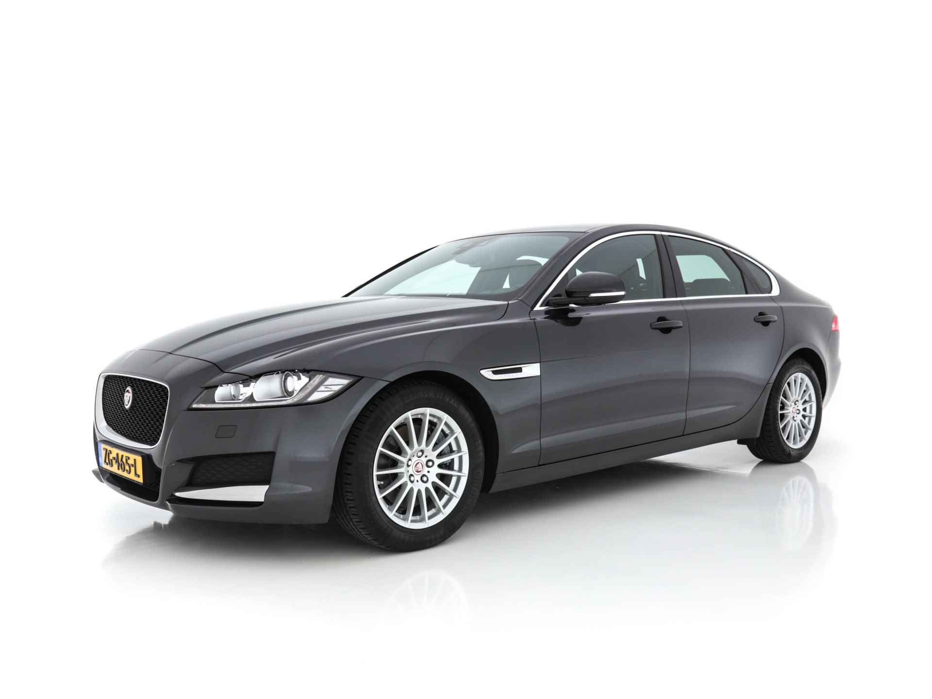 Jaguar XF 2.0d R-Sport Premium-Business-Pack Aut. *NAVI-FULLMAP | BI-XENON | NAPPA-VOLLEDER | CAMERA | SPORT-SEATS | ECC | PDC | CRUISE | LANE-ASSIST * - 3/32