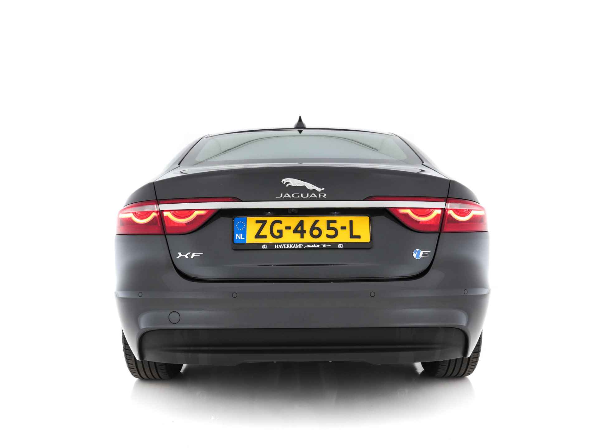 Jaguar XF 2.0d R-Sport Premium-Business-Pack Aut. *NAVI-FULLMAP | BI-XENON | NAPPA-VOLLEDER | CAMERA | SPORT-SEATS | ECC | PDC | CRUISE | LANE-ASSIST * - 5/32