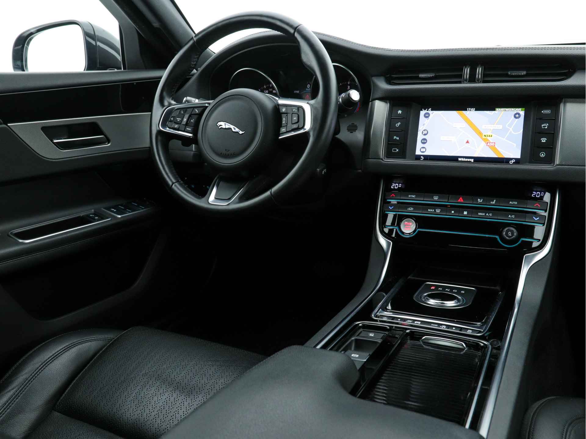 Jaguar XF 2.0d R-Sport Premium-Business-Pack Aut. *NAVI-FULLMAP | BI-XENON | NAPPA-VOLLEDER | CAMERA | SPORT-SEATS | ECC | PDC | CRUISE | LANE-ASSIST * - 7/32