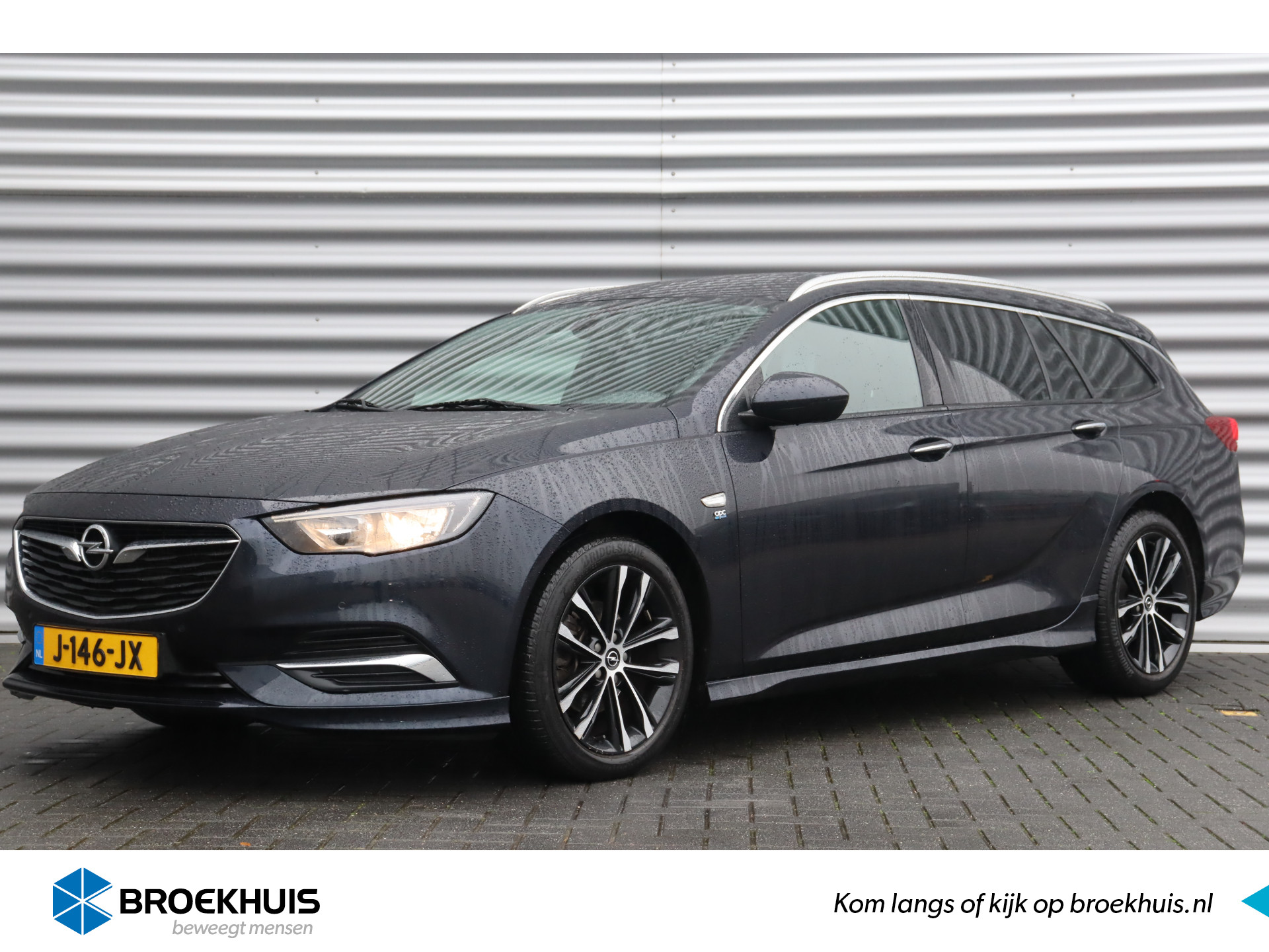 Opel Insignia SPORTS TOURER 1.5 TURBO 165PK INNOVATION+ OPC-LINE AUTOMAAT / NAVI / LEDER / CLIMA / LED / AGR / PDC / 18" LMV / UNIEK / CAMERA