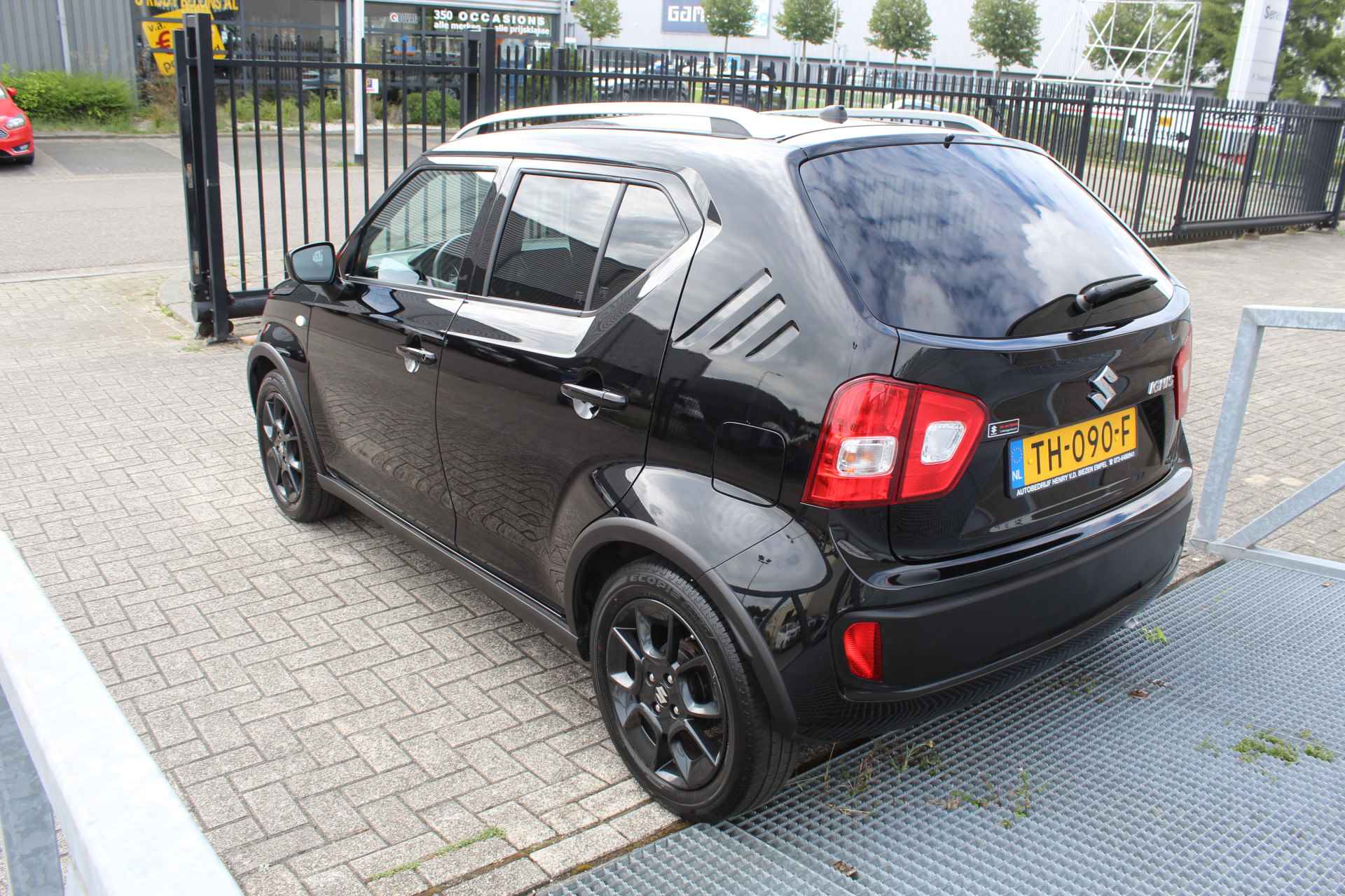 Suzuki Ignis 1.2 Select Automaat/Orig. NL auto/Navigatie/Achteruitrijcamera/Stoelverwarming/Bluetooth/Airco/Licht metalen velgen/Verwarmbare - 10/19