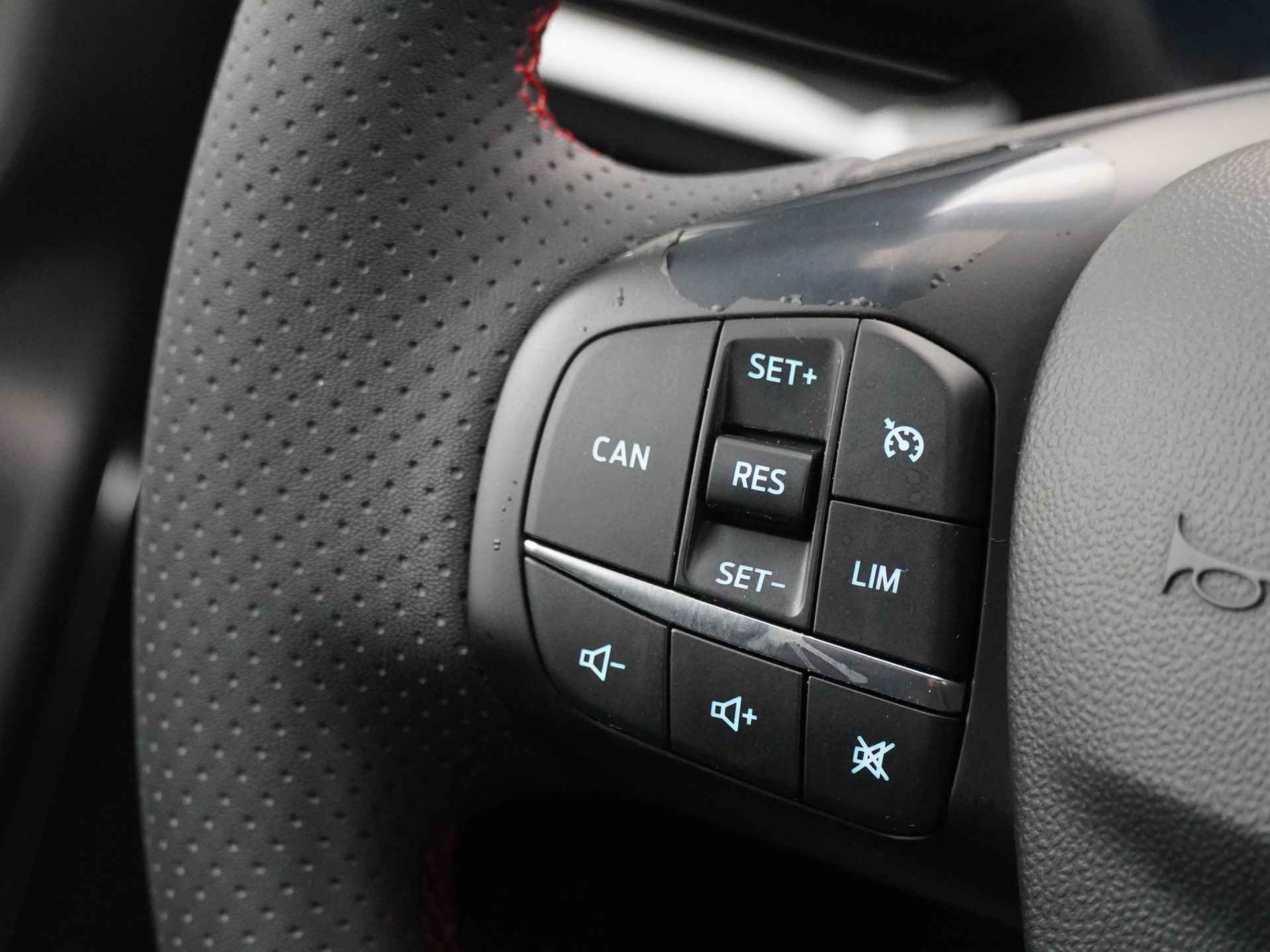 Ford Fiesta EcoBoost Hybrid 125 pk ST-Line | LED | Apple Carplay | 17" | Clima | Cruise | Pr. glass - 15/20