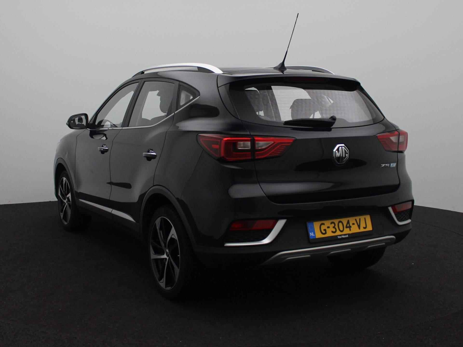 MG ZS EV Luxury 45 kWh | Leder | Navi | Panoramadak | Camera | Apple CarPlay | Adaptive Cruise Control | - 2/30