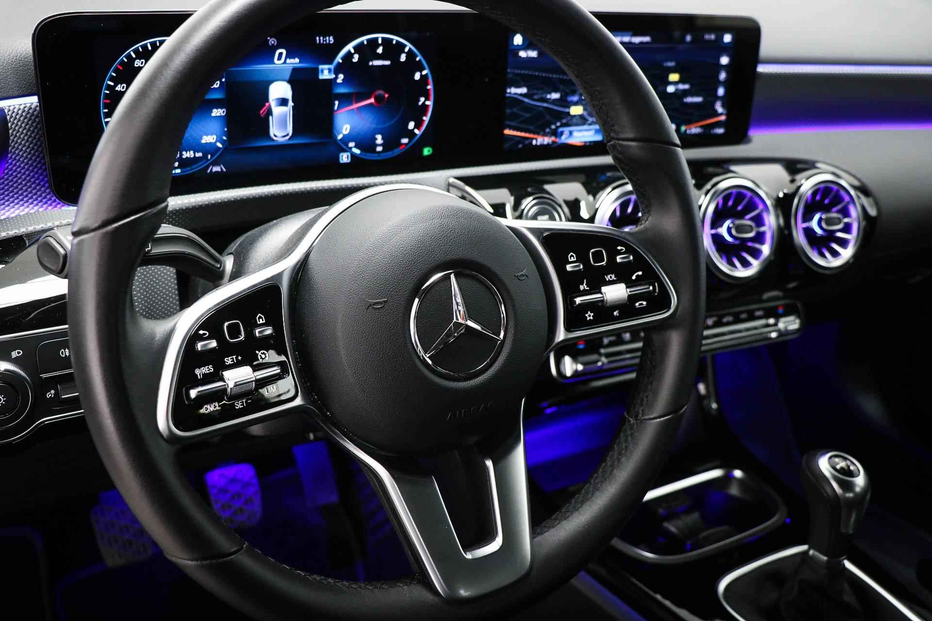 Mercedes-Benz A-klasse 180 Business Solution Luxury | WIDESCREEN | SFEERVERLICHTING | DAB | APPLE | CAMERA - 28/61