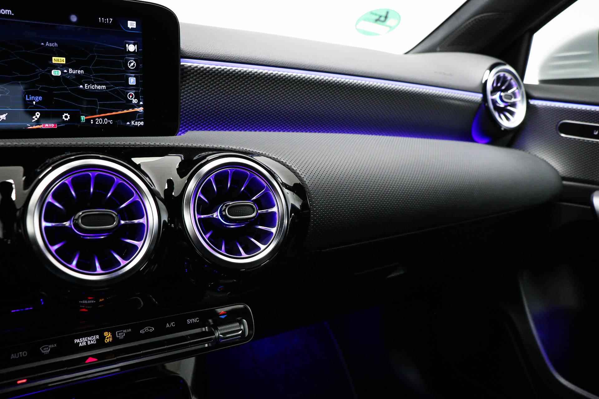 Mercedes-Benz A-klasse 180 Business Solution Luxury | WIDESCREEN | SFEERVERLICHTING | DAB | APPLE | CAMERA - 35/61