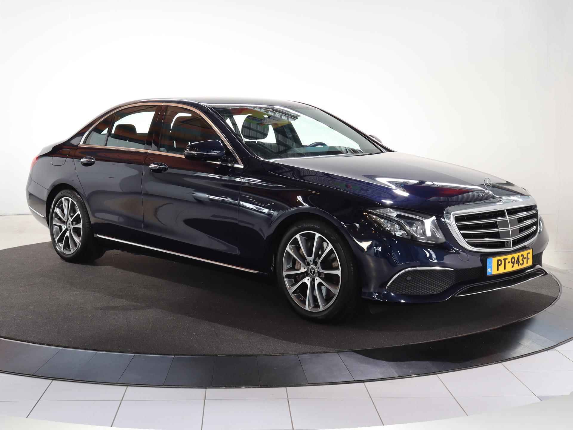 Mercedes-Benz E-klasse 400 4Matic Premium Plus | Sfeerverlichting | Headup display | Luchtvering | Camera | Elektrische stoelverstelling met memory | Keyless | DAB+ | Apple Carplay | - 22/24