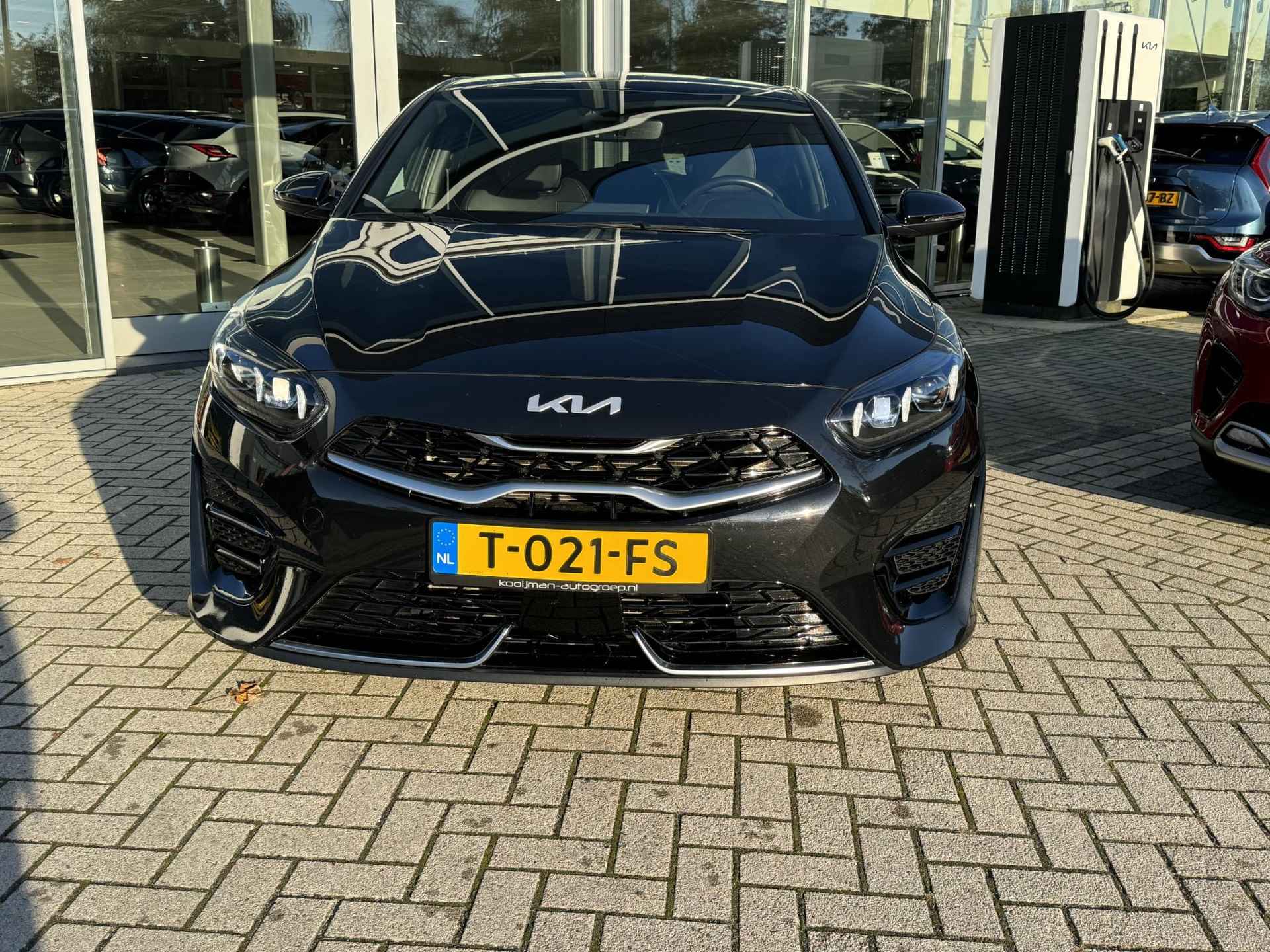 Kia ProCeed 1.5 T-GDi GT-Line | Achteruitrij camera | Apple Carplay/Android Auto | Cruise control | Stoel/stuurverwarming | Keyless | - 2/35