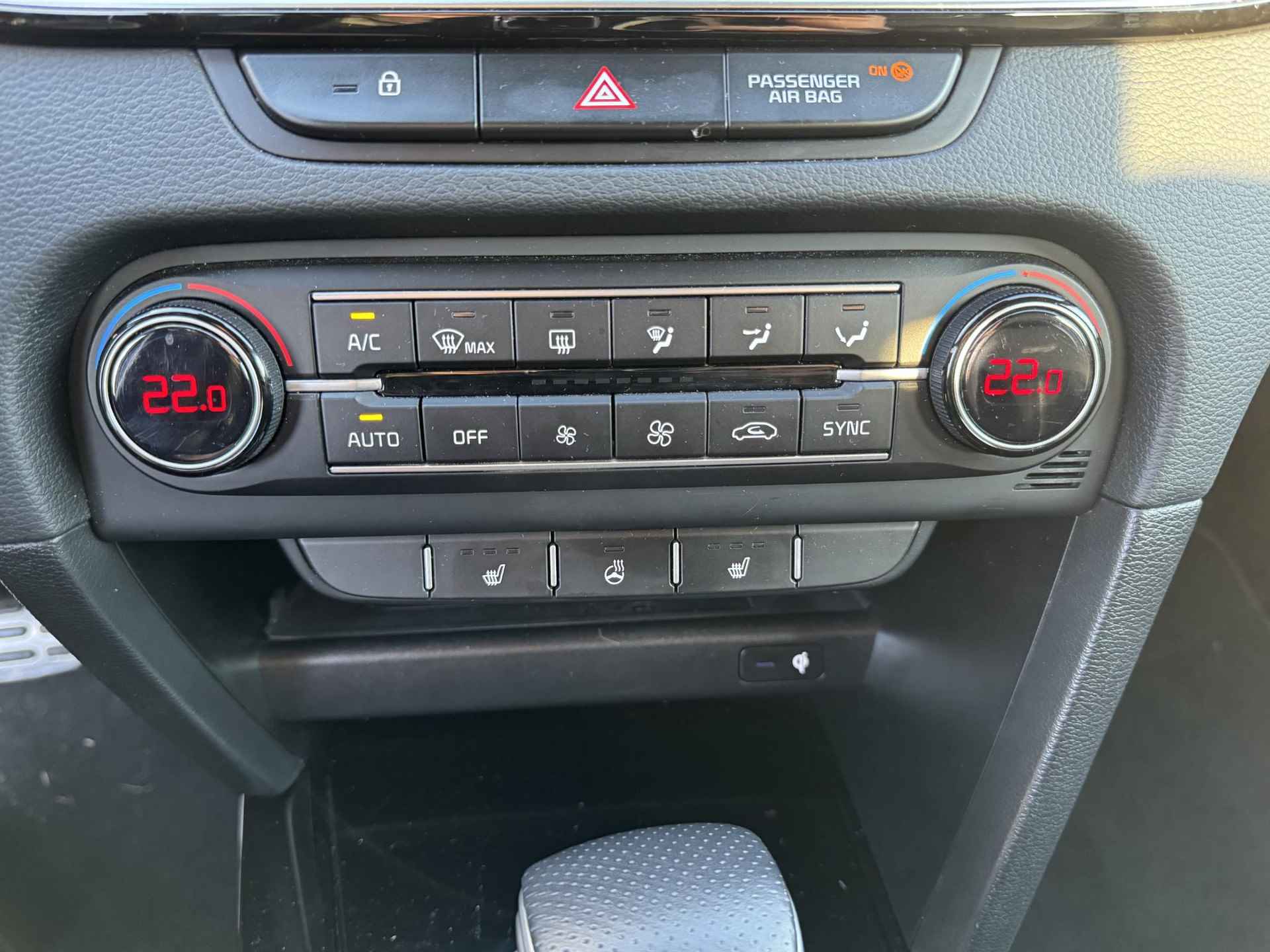 Kia ProCeed 1.5 T-GDi GT-Line | Achteruitrij camera | Apple Carplay/Android Auto | Cruise control | Stoel/stuurverwarming | Keyless | - 22/35