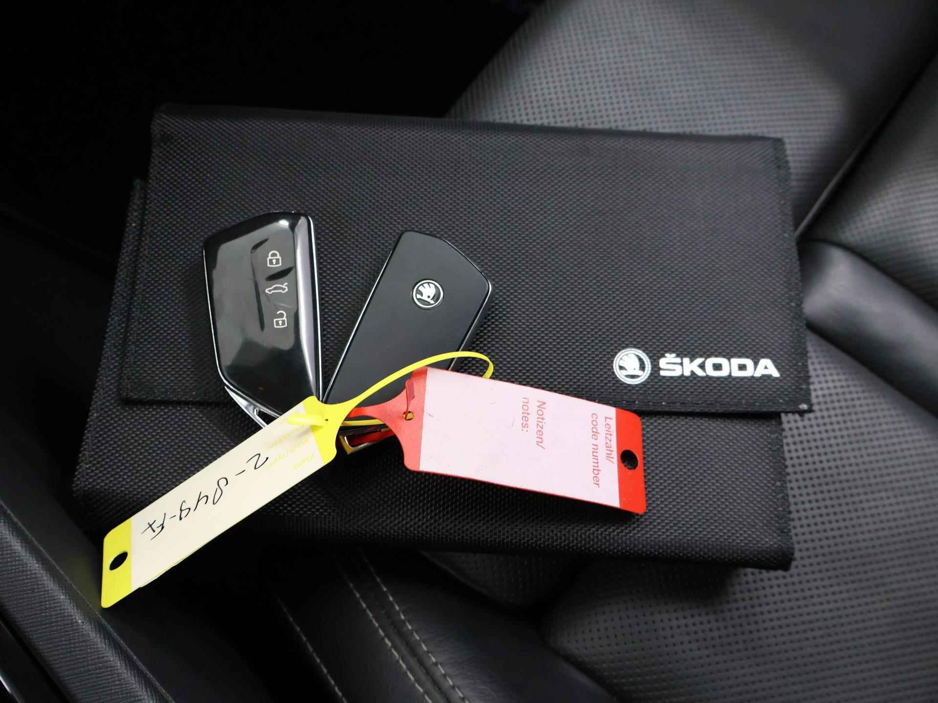 Skoda Octavia Combi 1.4 TSI iV PHEV First Edition | Sportstoelen Ergo Memory Leder | Navigatie | Climate Control | Bluetooth | Cruise Control Adaptief | - 26/42