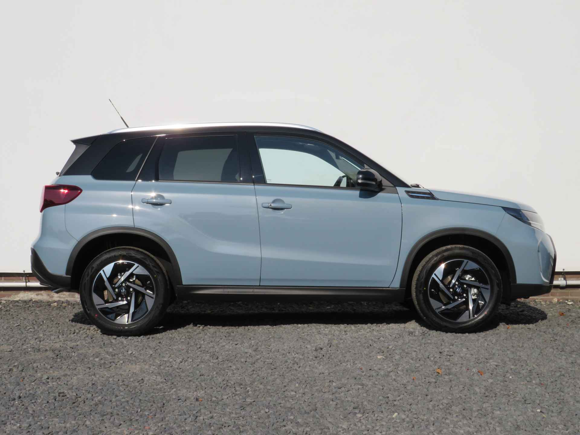 Suzuki Vitara 1.5 Hybrid Style/Stijl Automaat, Navigatie, Panorama Schuif/kanteldak, Luxe bekleding - 3/41