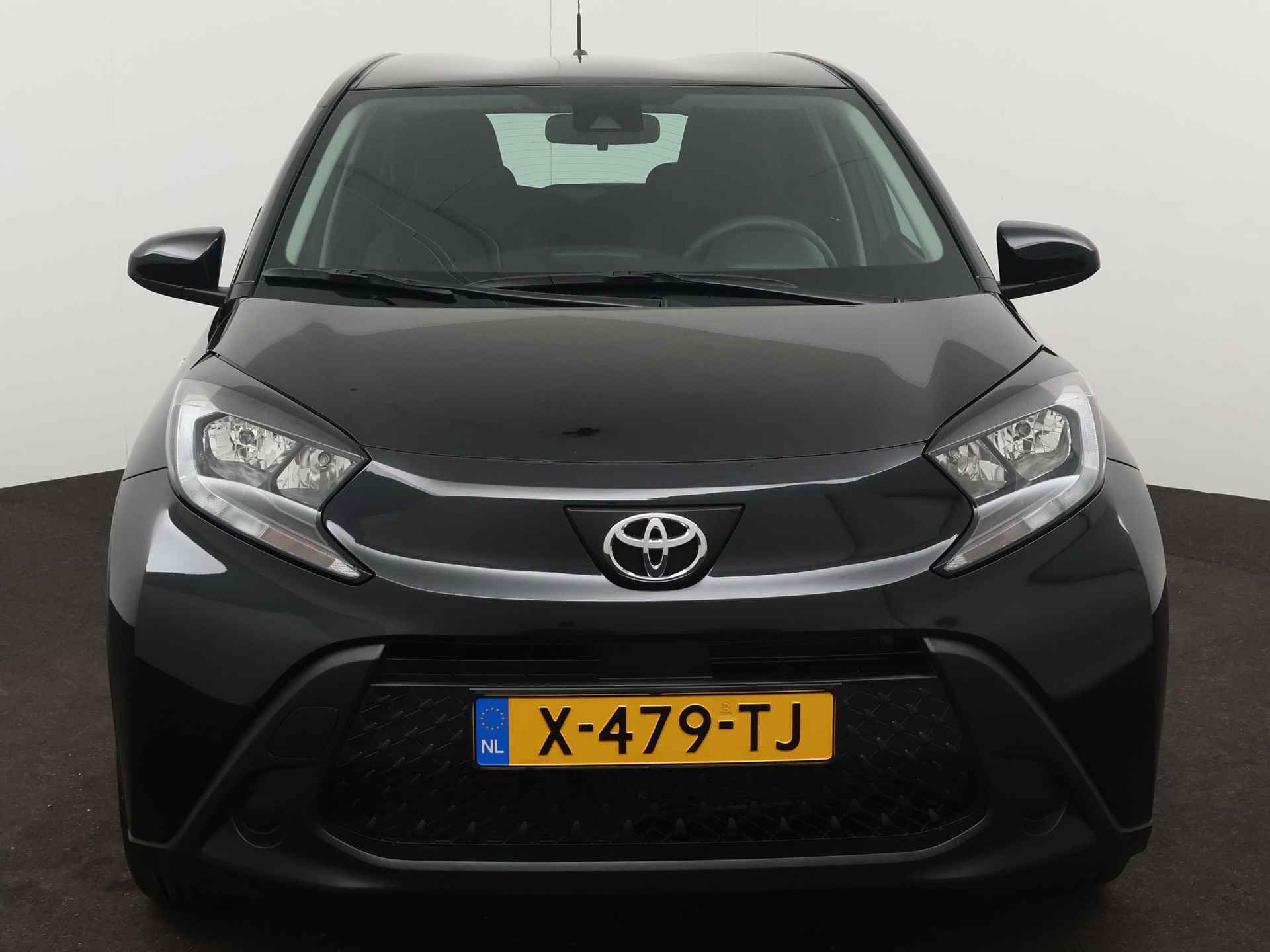 Toyota Aygo X 1.0 VVT-i S-CVT play | Airco | Achteruitrijcamera | - 35/41