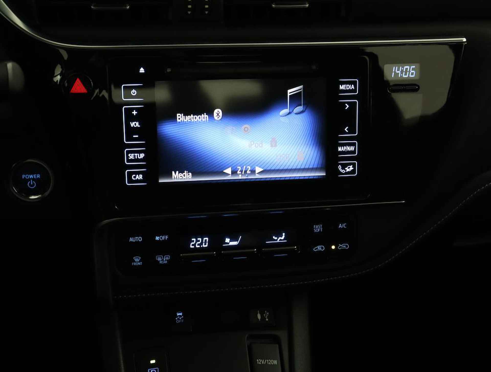 Toyota Auris 1.8 Hybrid Lease Navigatie | Trekhaak | Parkeerhulp camera | Cruise control | - 7/53
