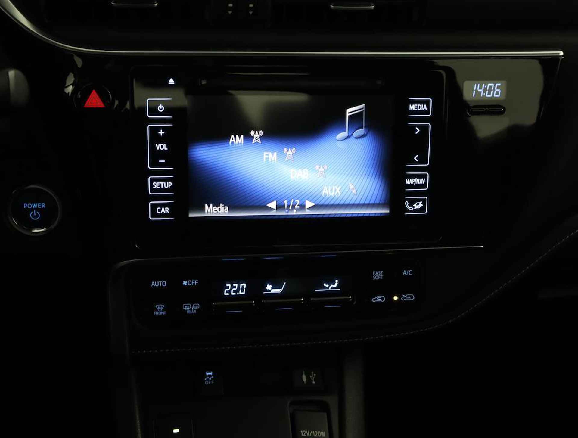 Toyota Auris 1.8 Hybrid Lease Navigatie | Trekhaak | Parkeerhulp camera | Cruise control | - 9/53