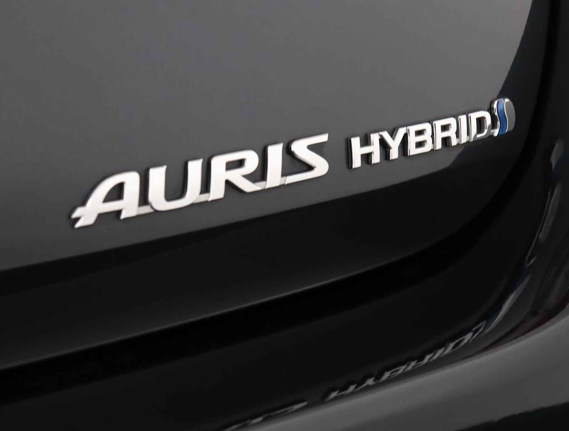 Toyota Auris 1.8 Hybrid Lease Navigatie | Trekhaak | Parkeerhulp camera | Cruise control | - 39/53