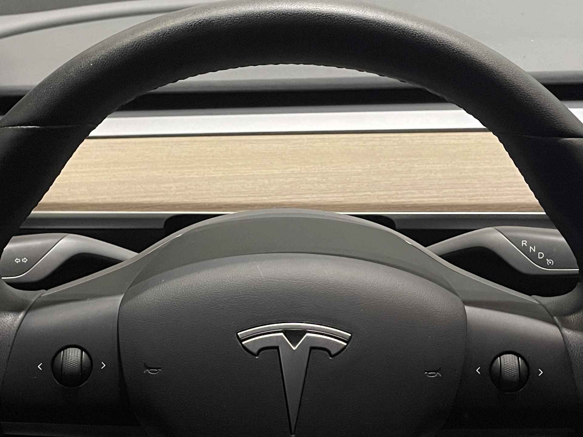 Tesla Model 3 Standard RWD Plus 60 kWh | Autopilot | Parelmoer | Panoramadak | 2 Kabels | Lederen bekleding | 18'LM Velgen | - 5/45