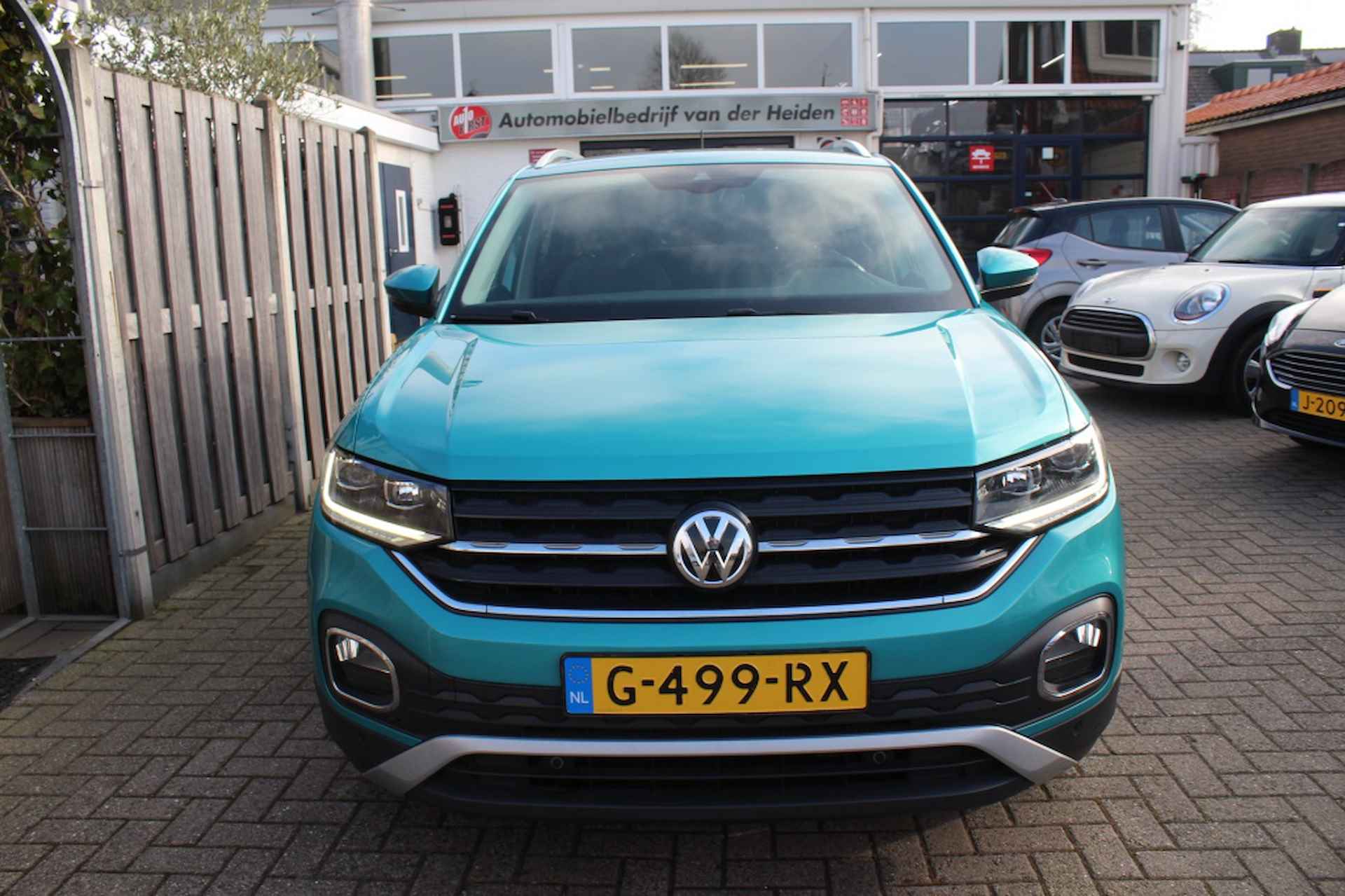 Volkswagen T-Cross 1.0 TSI Style Automaat - 8/23