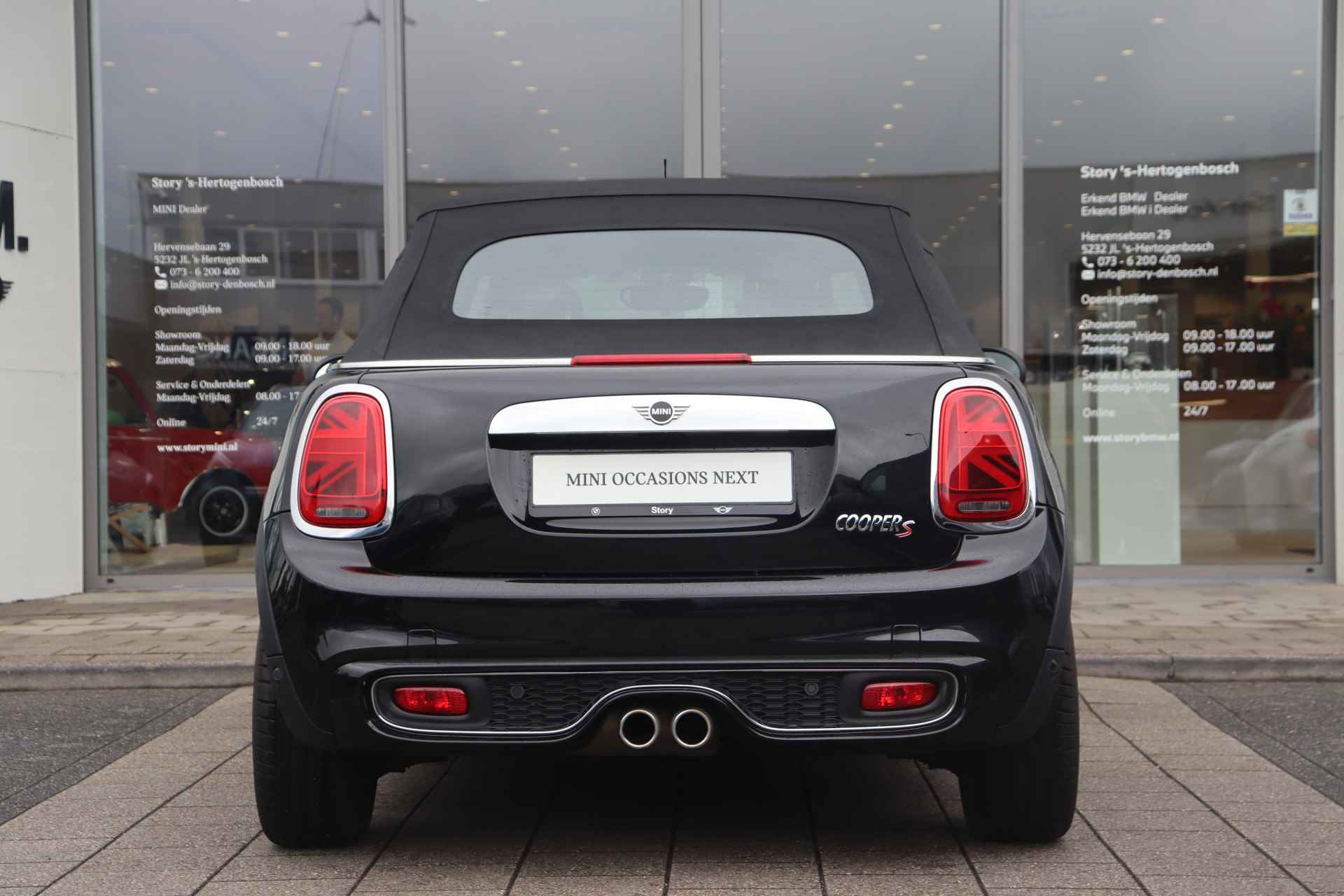 MINI Cabrio Cooper S Chili Automaat / Sportstoelen / LED / Apple CarPlay / Comfort Access / Park Assistant / Harman-Kardon / Stoelverwarming - 12/29