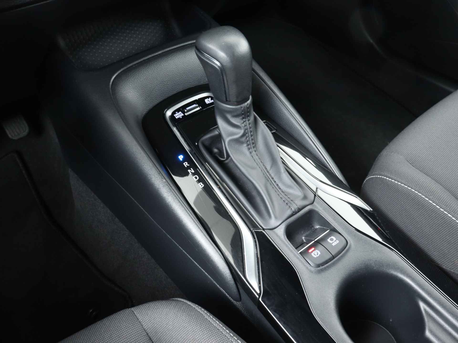 Toyota Corolla Touring Sports 1.8 Hybrid Active | Apple CarPlay | Android Auto | - 11/37