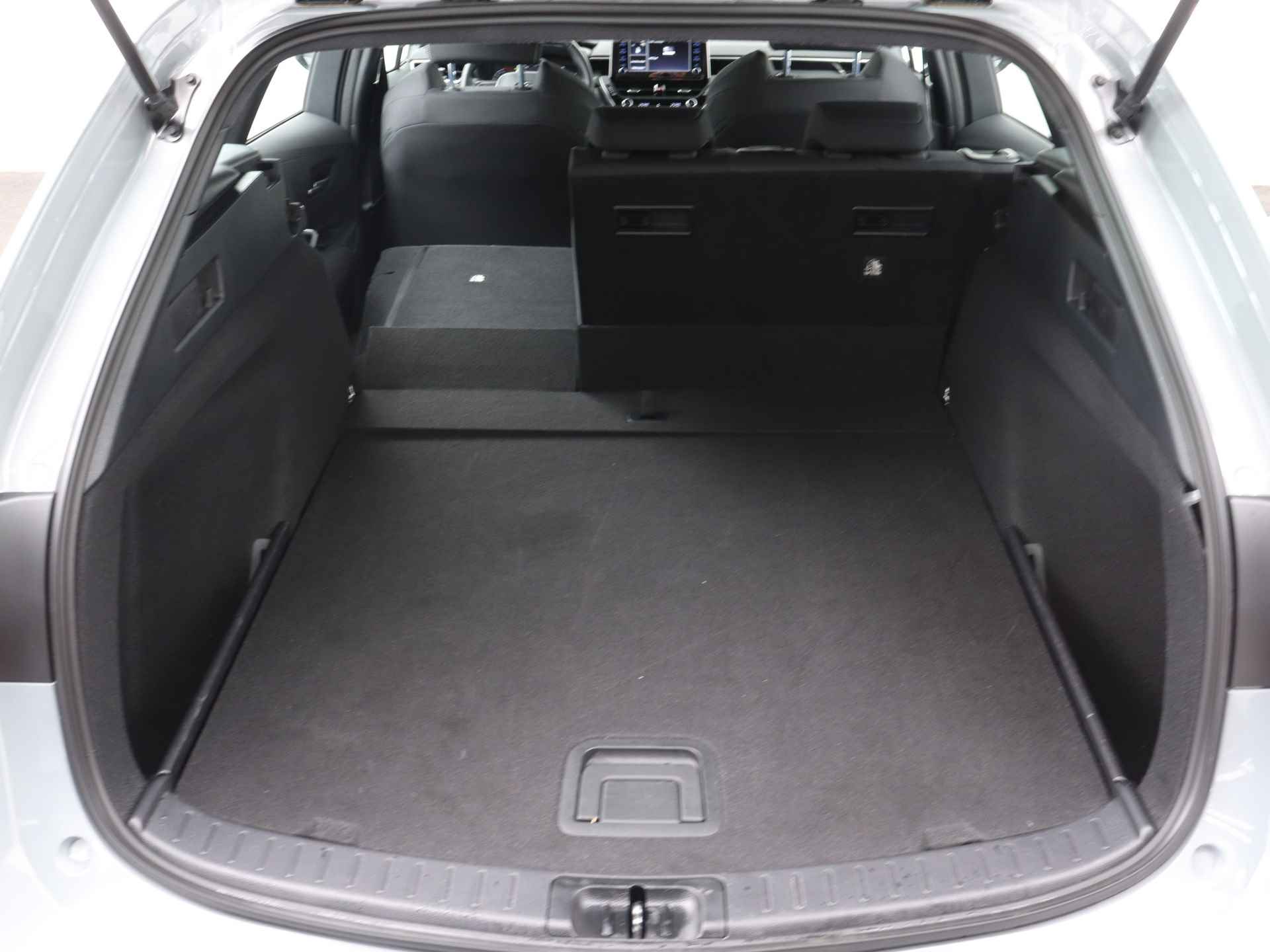 Toyota Corolla Touring Sports 1.8 Hybrid Active | Apple CarPlay | Android Auto | - 32/37
