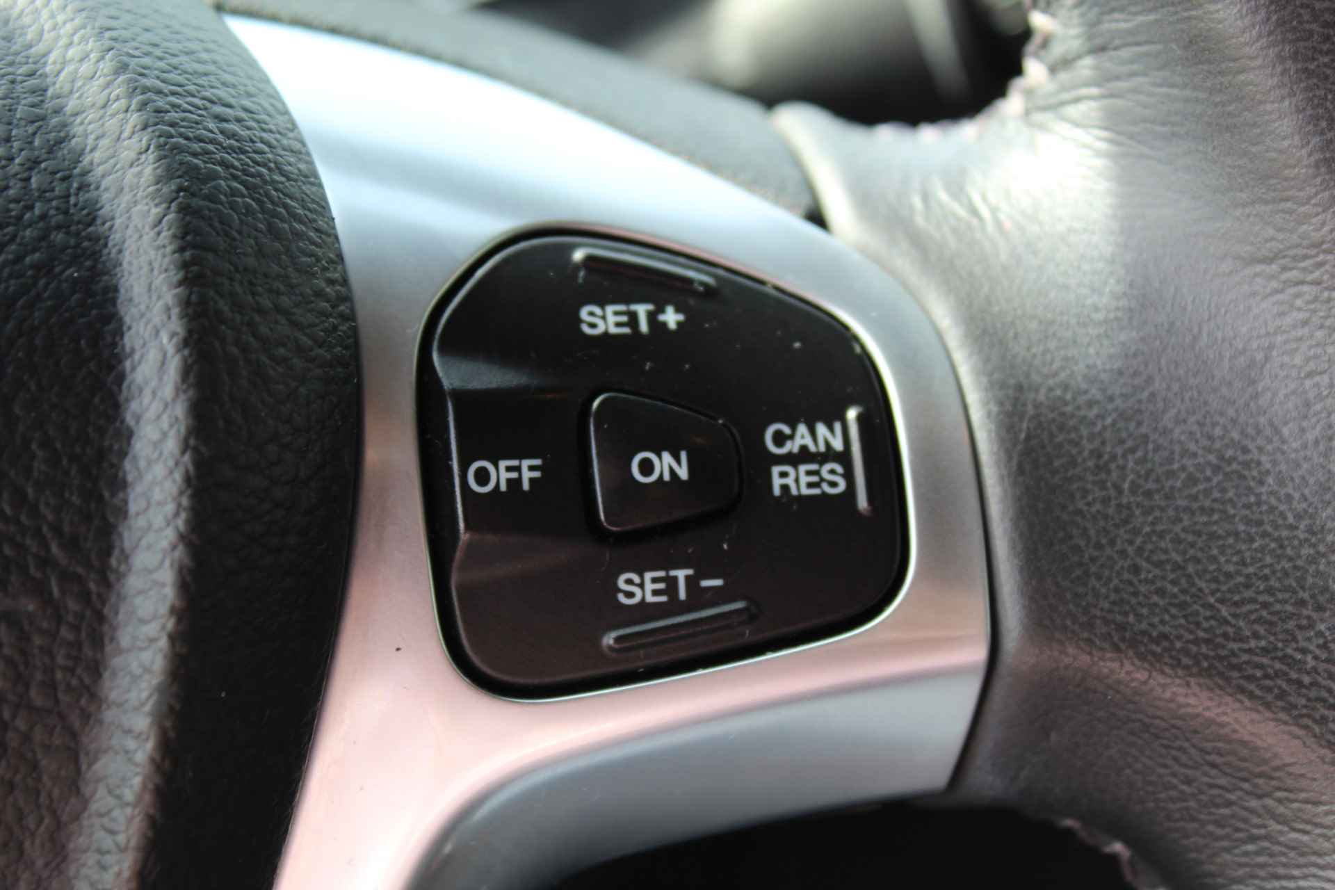 Ford Fiesta 1.0 EcoBoost Titanium X , 125pk Leer , Stoelverwarming , Navigatie , Climate control Cruise control , LED dagrijverlichting , Ect. - 14/49