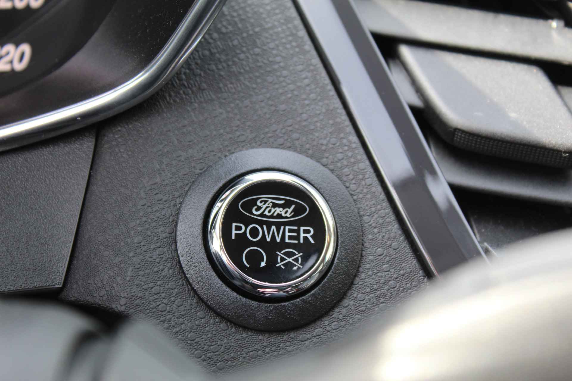 Ford Fiesta 1.0 EcoBoost Titanium X , 125pk Leer , Stoelverwarming , Navigatie , Climate control Cruise control , LED dagrijverlichting , Ect. - 16/49