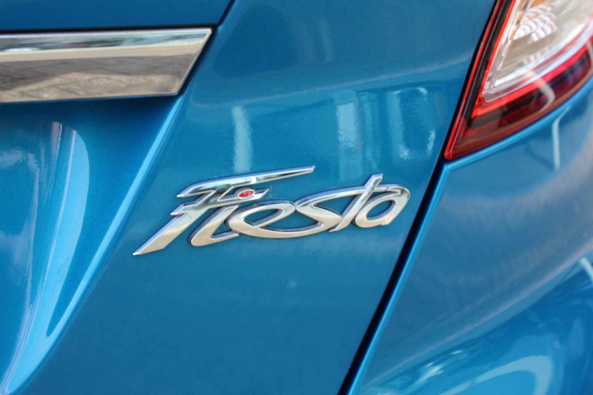 Ford Fiesta 1.0 EcoBoost Titanium X , 125pk Leer , Stoelverwarming , Navigatie , Climate control Cruise control , LED dagrijverlichting , Ect. - 37/49