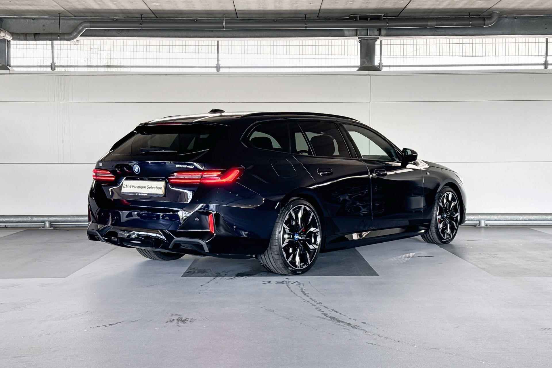 BMW i5 Touring eDrive40 | M Sport Edition | Innovation Pack | Comfort Pack - 6/25