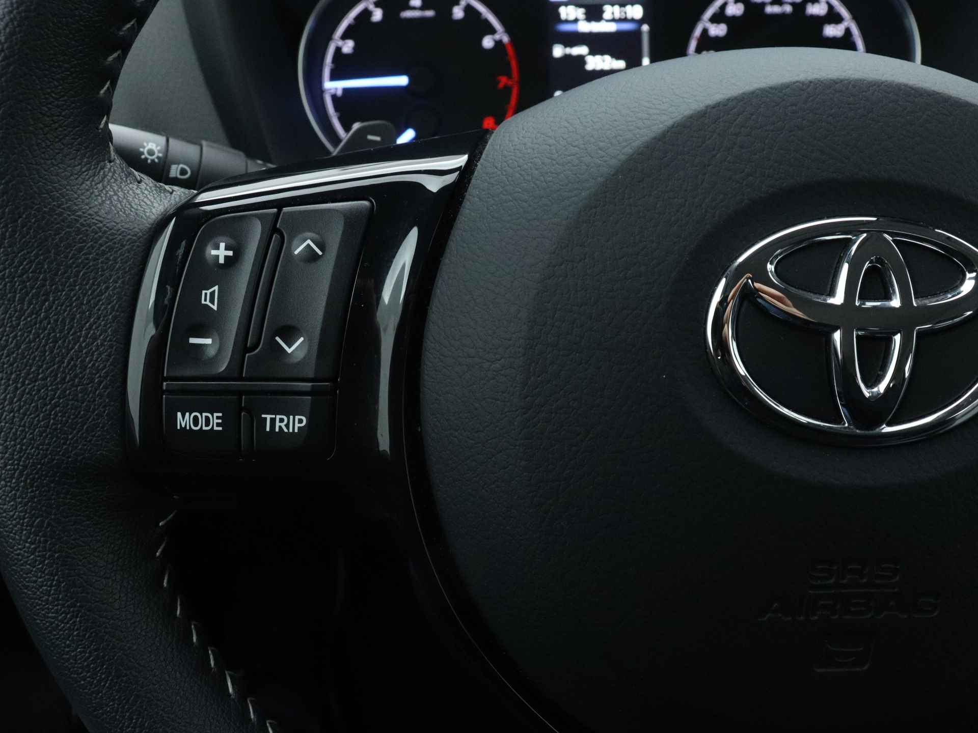 Toyota Yaris 1.5 VVT-i Active | Airco | Cruise Control | Parkeercamera | - 21/41