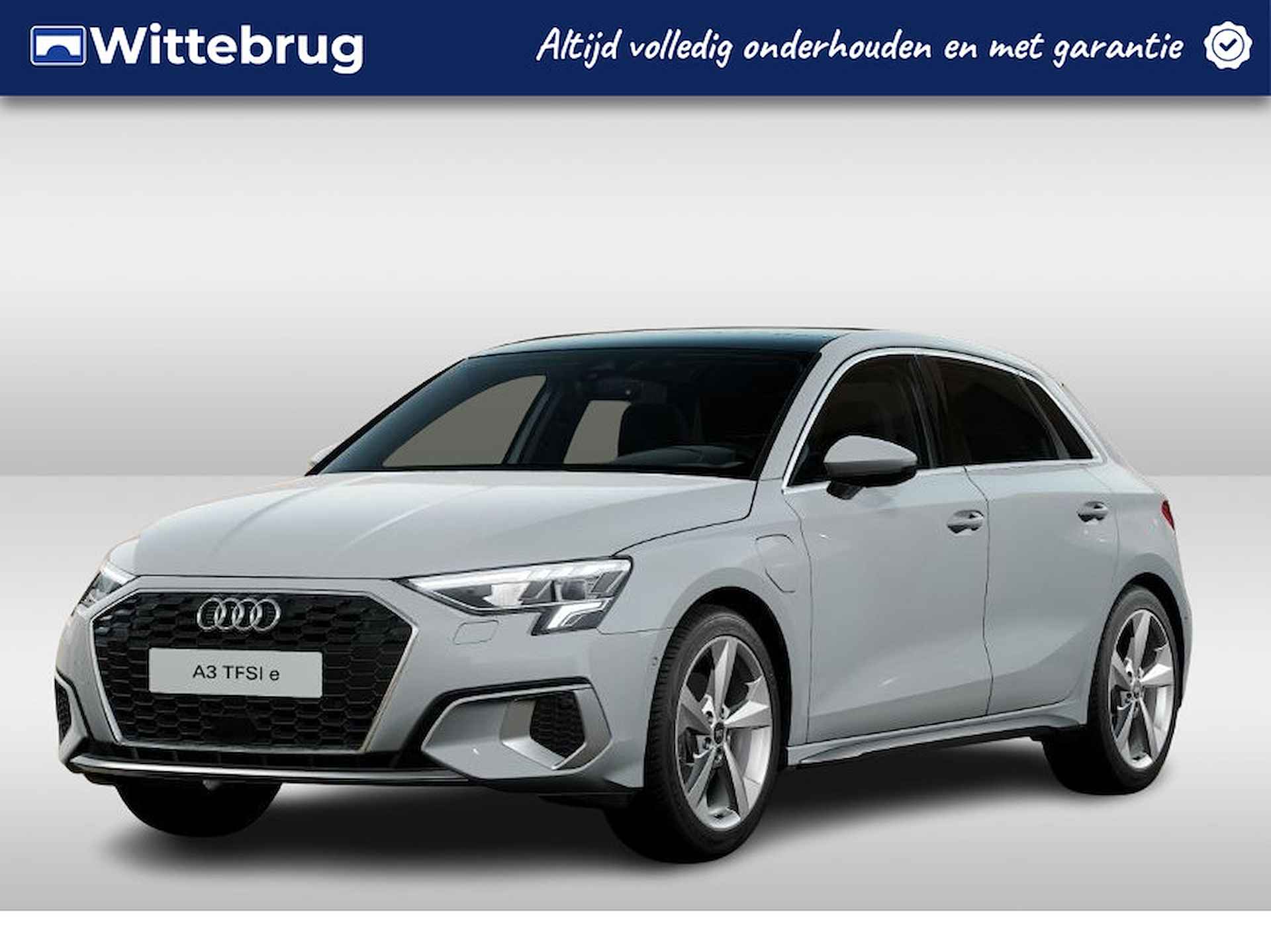 Audi A3 Sportback 40 TFSI e 204pk s-tronic Advanced | Panoramadak | Camera | Parkeersensoren v&a | Stoelverwarming | Elektr kofferdeksel | Comfortsleutel | Privacy glass - 1/7