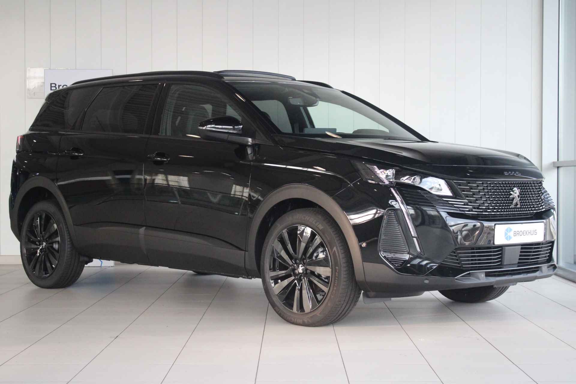 Peugeot 5008 1.2 Turbo 130-PK GT BLACK PACK VOORRAAD ACTIE AUTO | LUXE UITVOERING | NAVI | ELEKTRISCHE KLEP | KEYLESS | FOCAL | SCHUIF/KANTEL DAK | 7 PERSOONS - 4/34