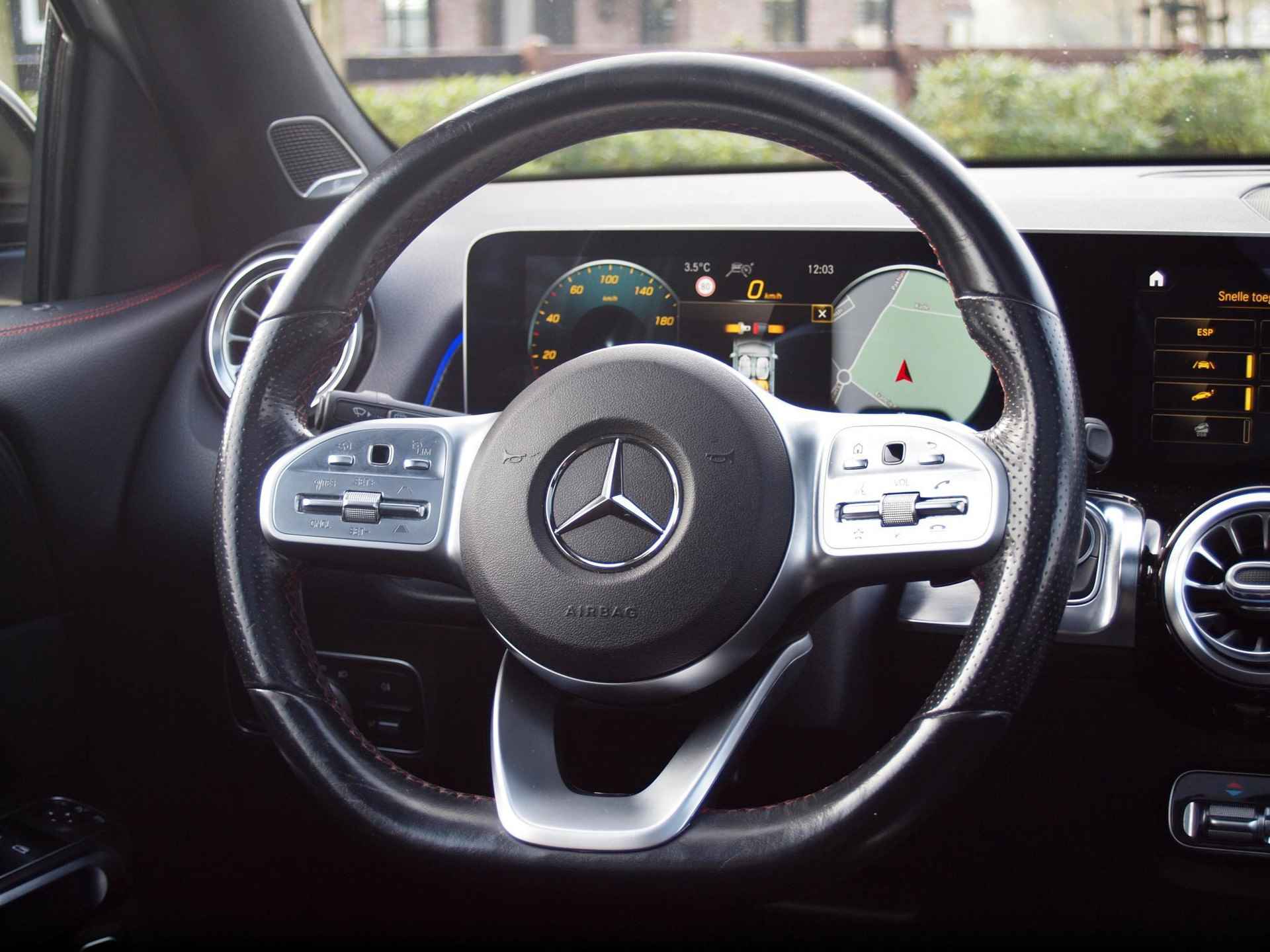 Mercedes-Benz GLB 250 4MATIC Premium | Apple Carplay | Camera | Panoramadak | Navi | Cruise Control | - 15/49