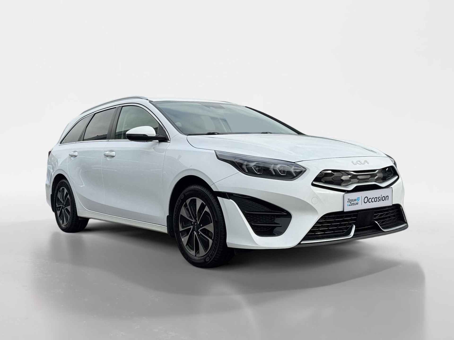 Kia Ceed Sportswagon 1.6 GDI PHEV DynamicPlusLine Stoel verwarming + stuur verwarming | Opslagmogelijkheid | Navigatie | Slimme achterklep |Achterbank in dele neerklapbaar - 6/20